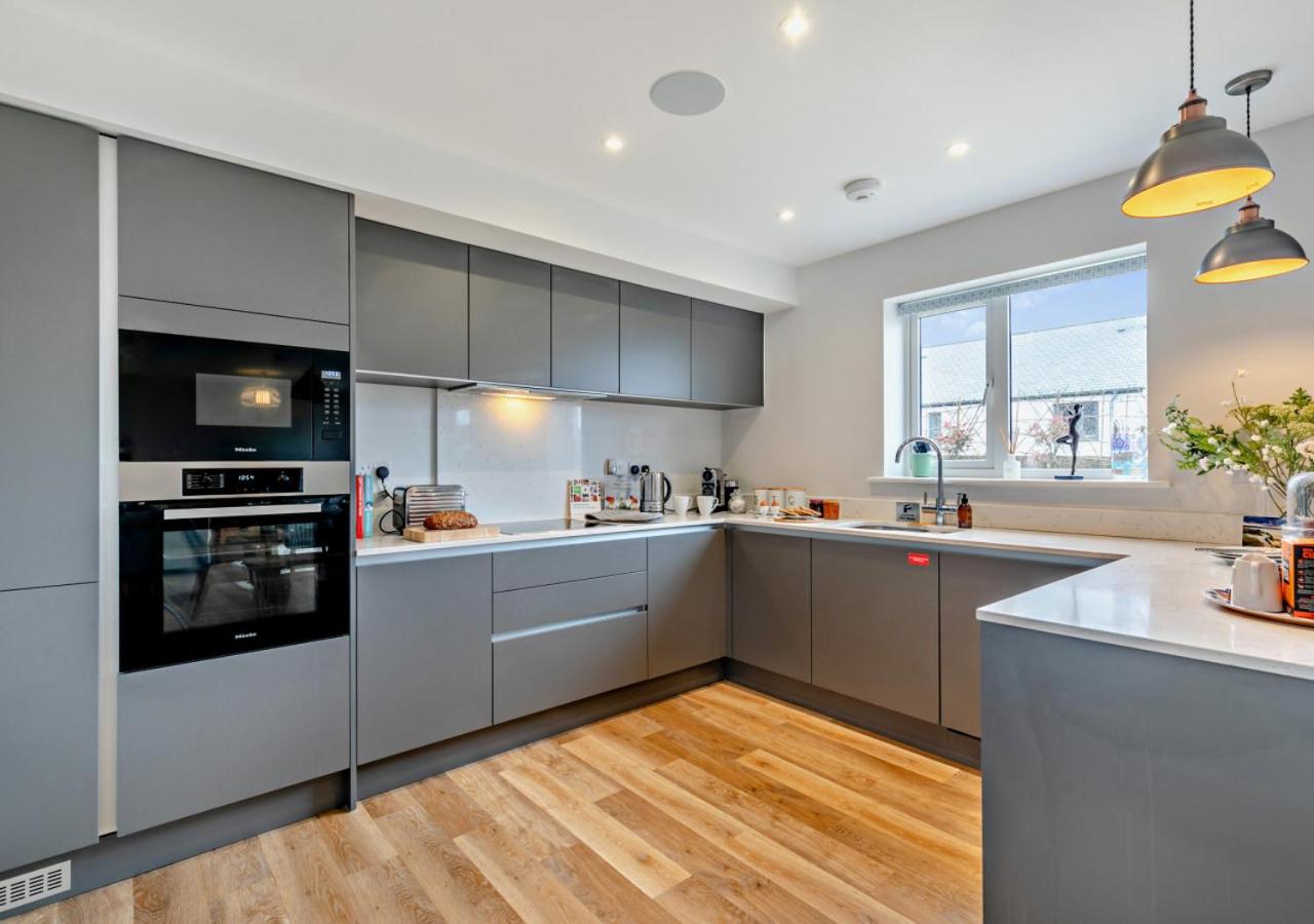 4 Bed in Newquay oc-b29052