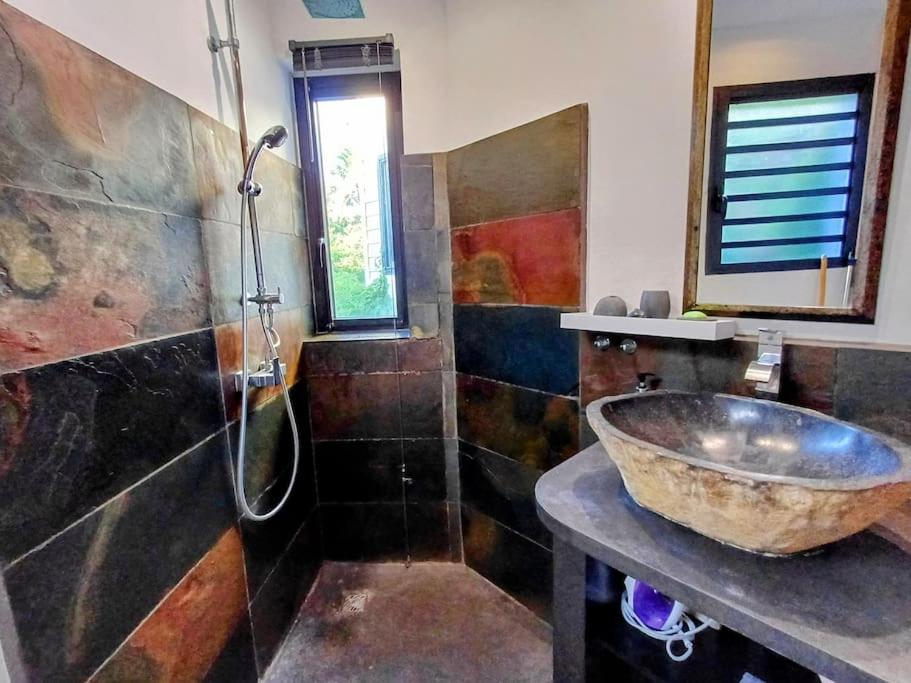 Studio Terre-Sainte, Lit Rond et Spa