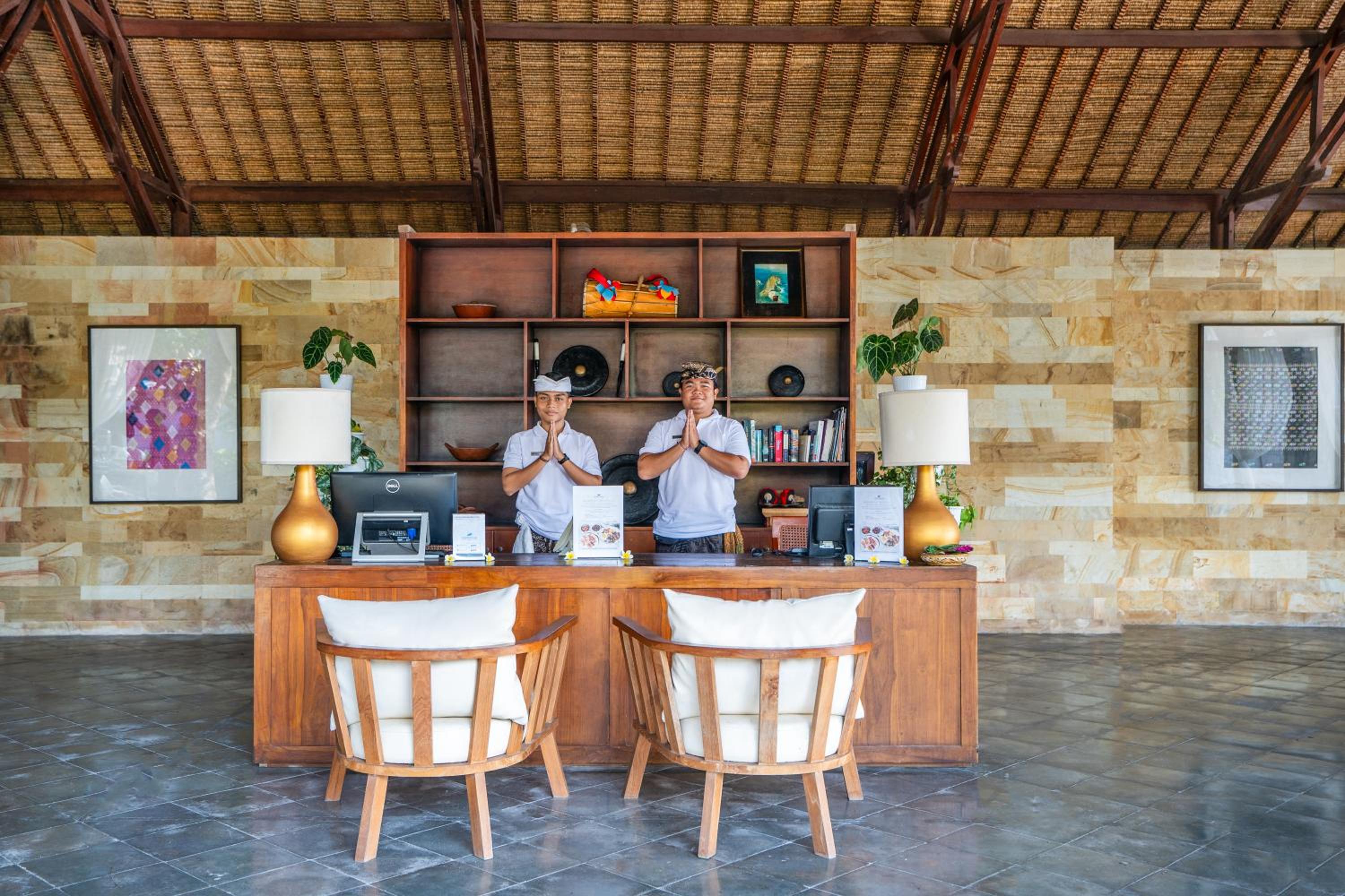Lembongan Beach Club & Resort