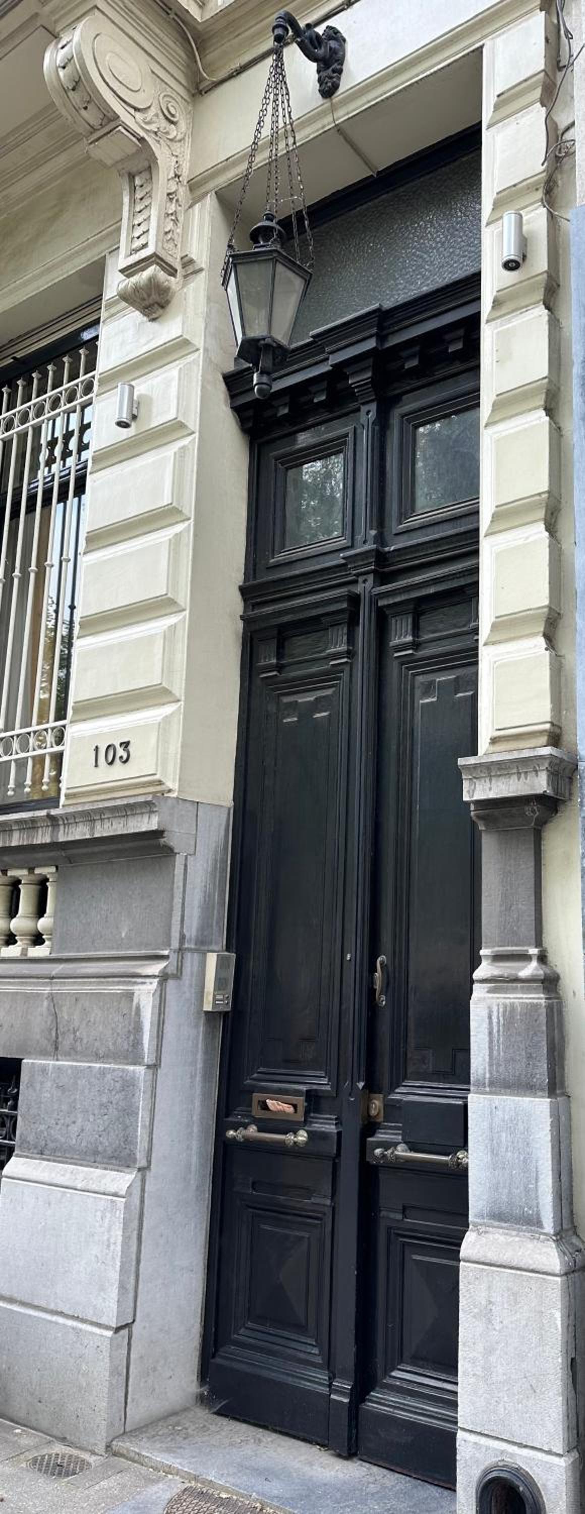 Le Papillon Antwerp Suite 3