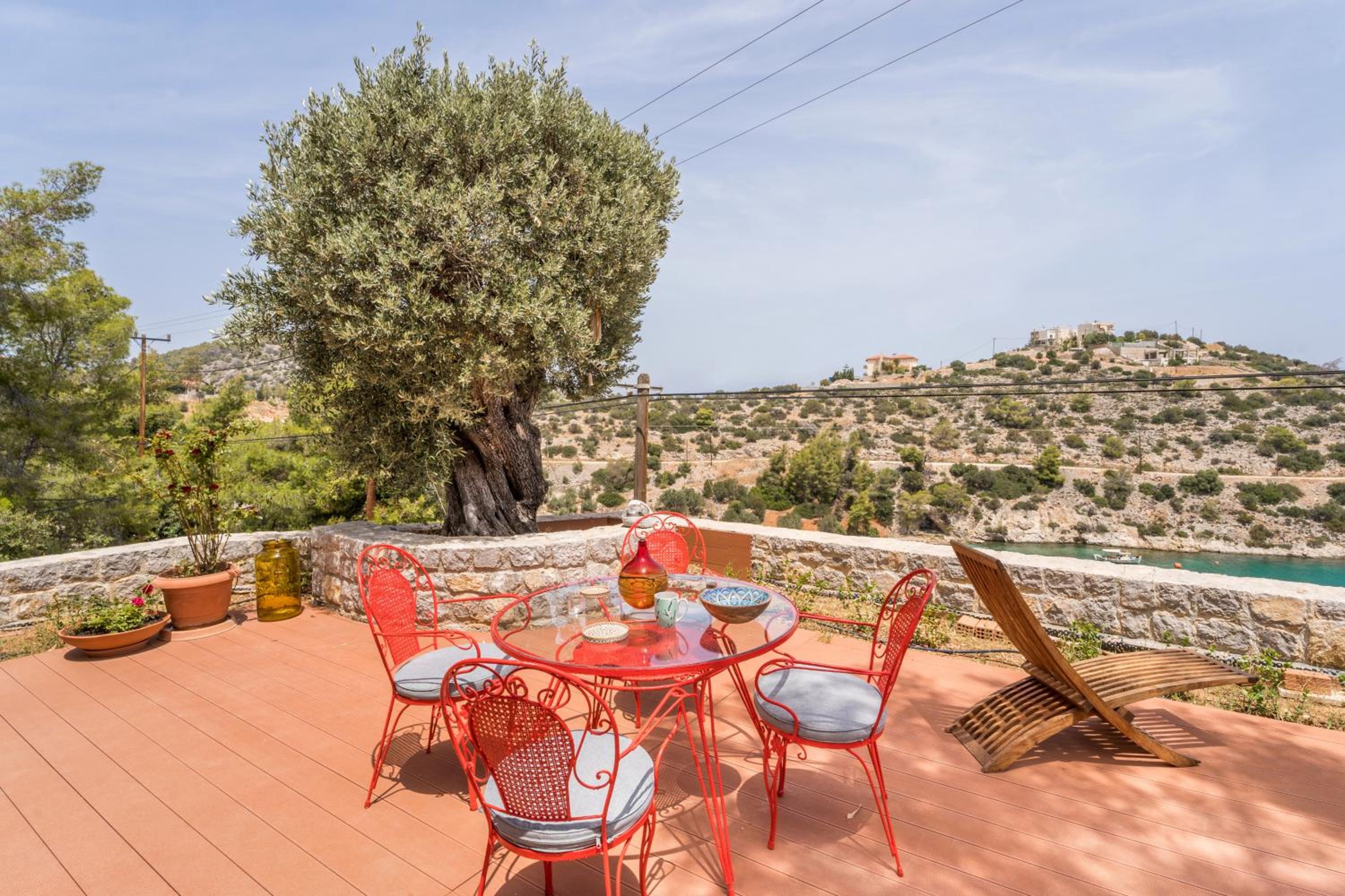 Cozy Apartment by the sea view 5