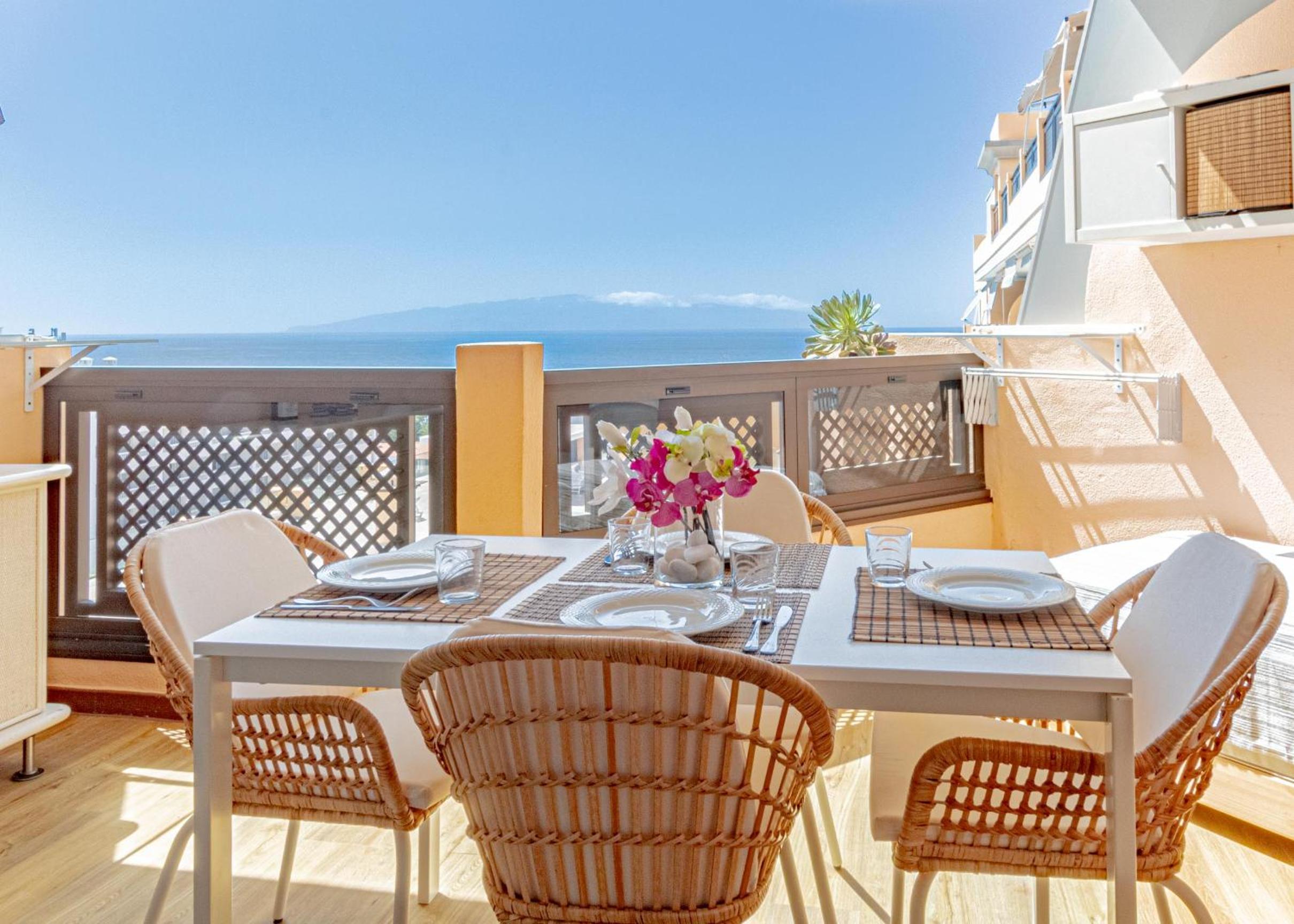 Ocean View Sunset Apt by Dream Homes Tenerife