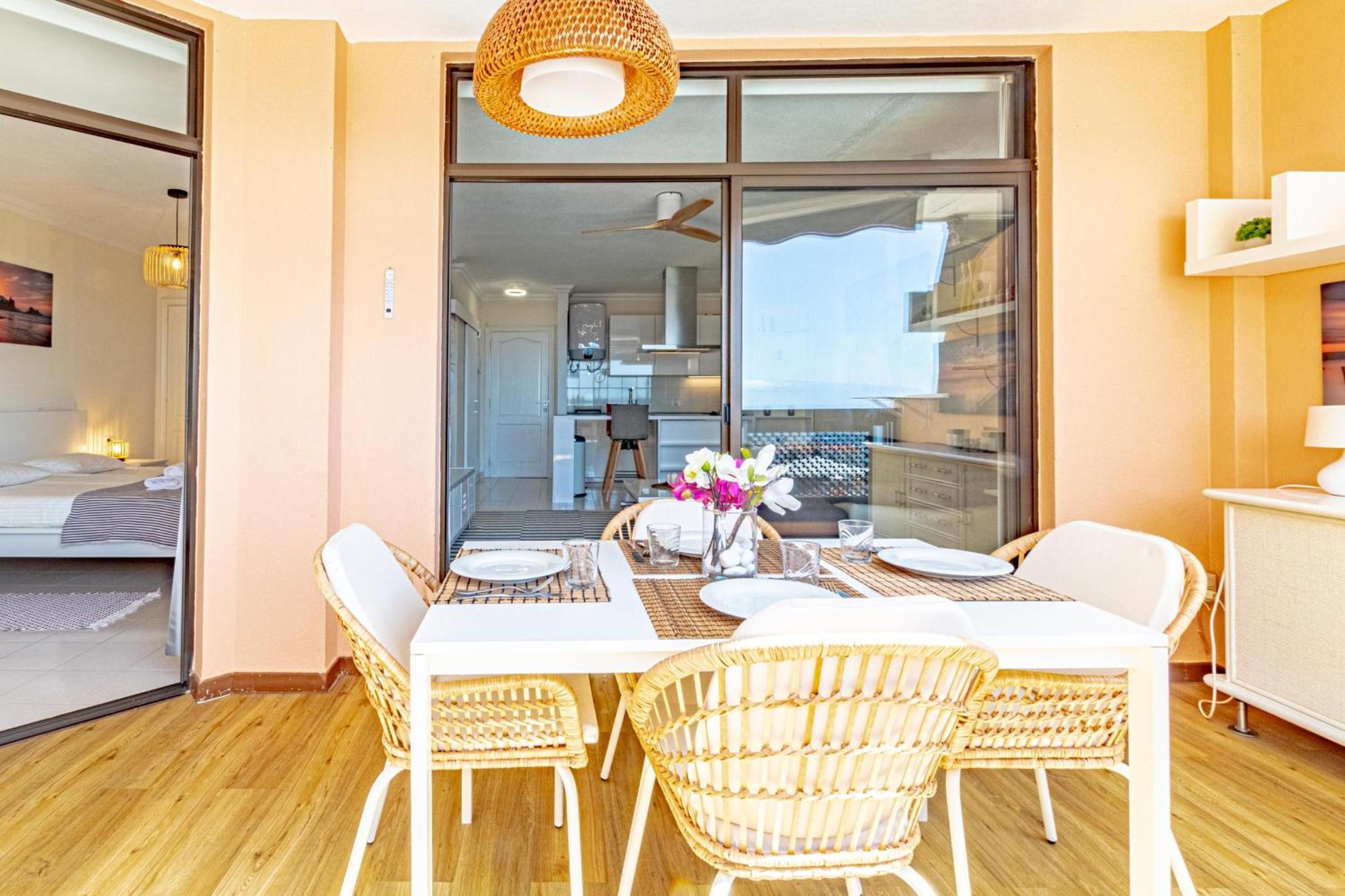 Ocean View Sunset Apt by Dream Homes Tenerife