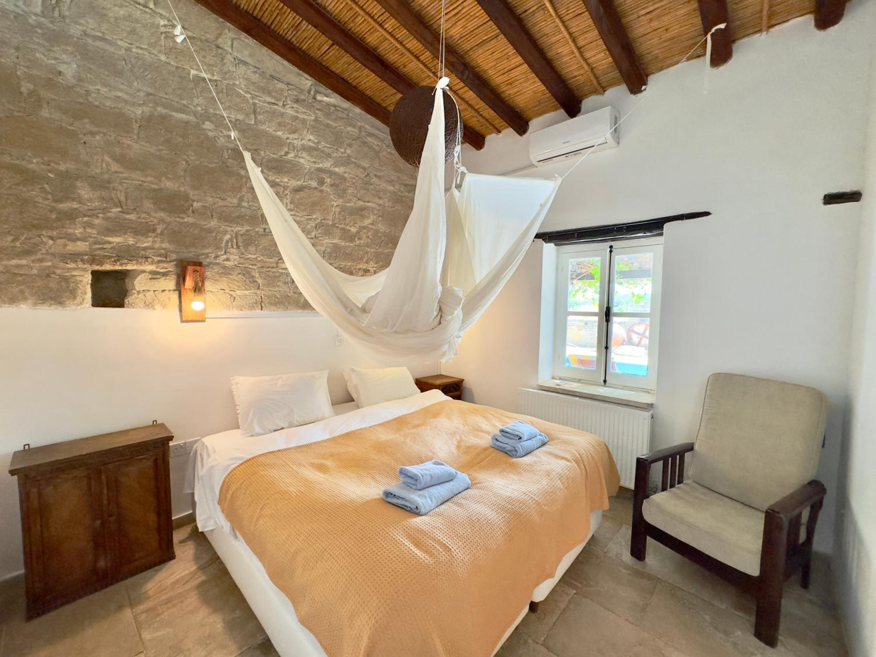 Cyprus Villages - Hotel & Restaurant - Central Location - Bed & Breakfast With Access To Pool And Stunning Views