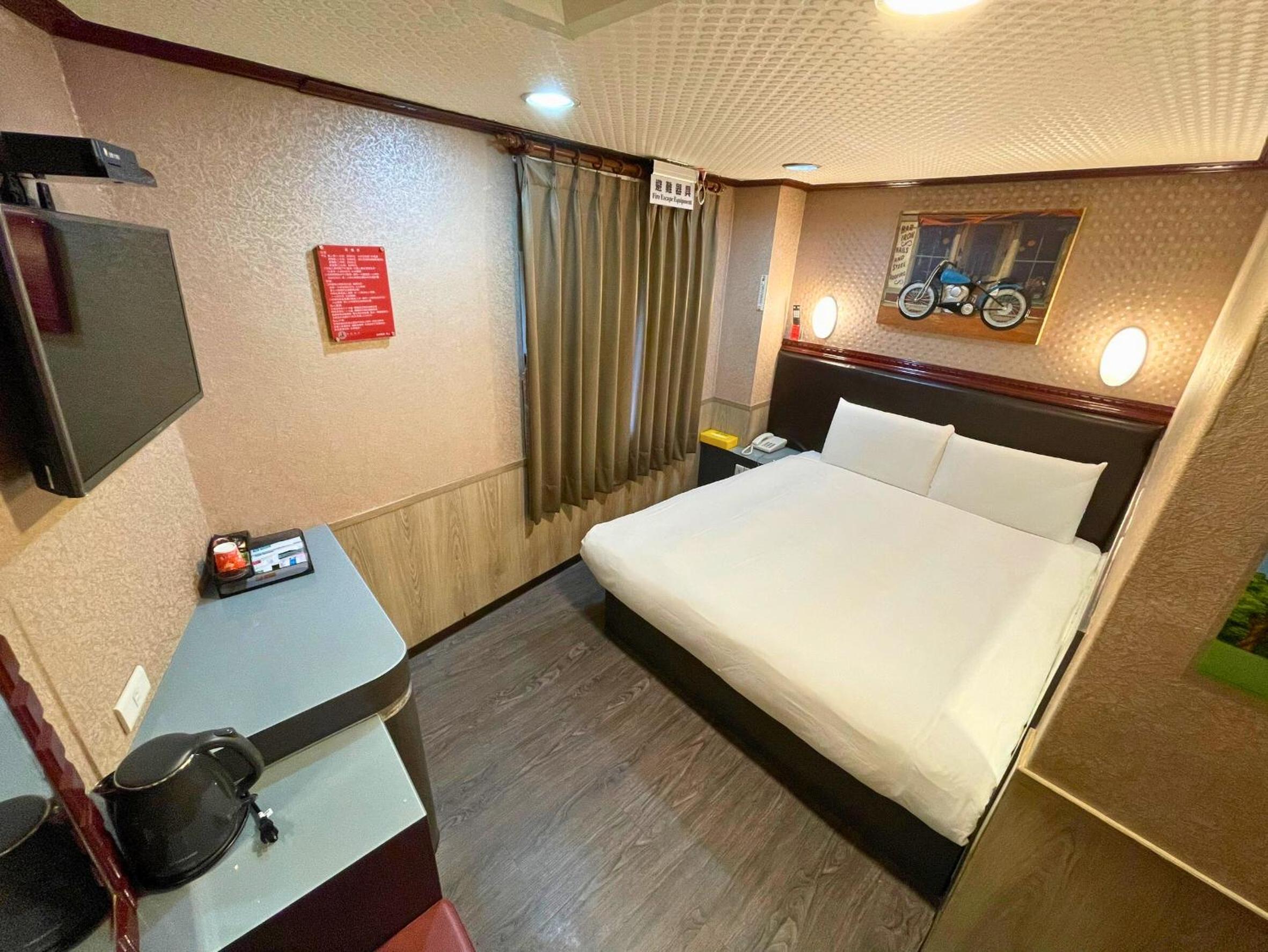 Dealer Hotel