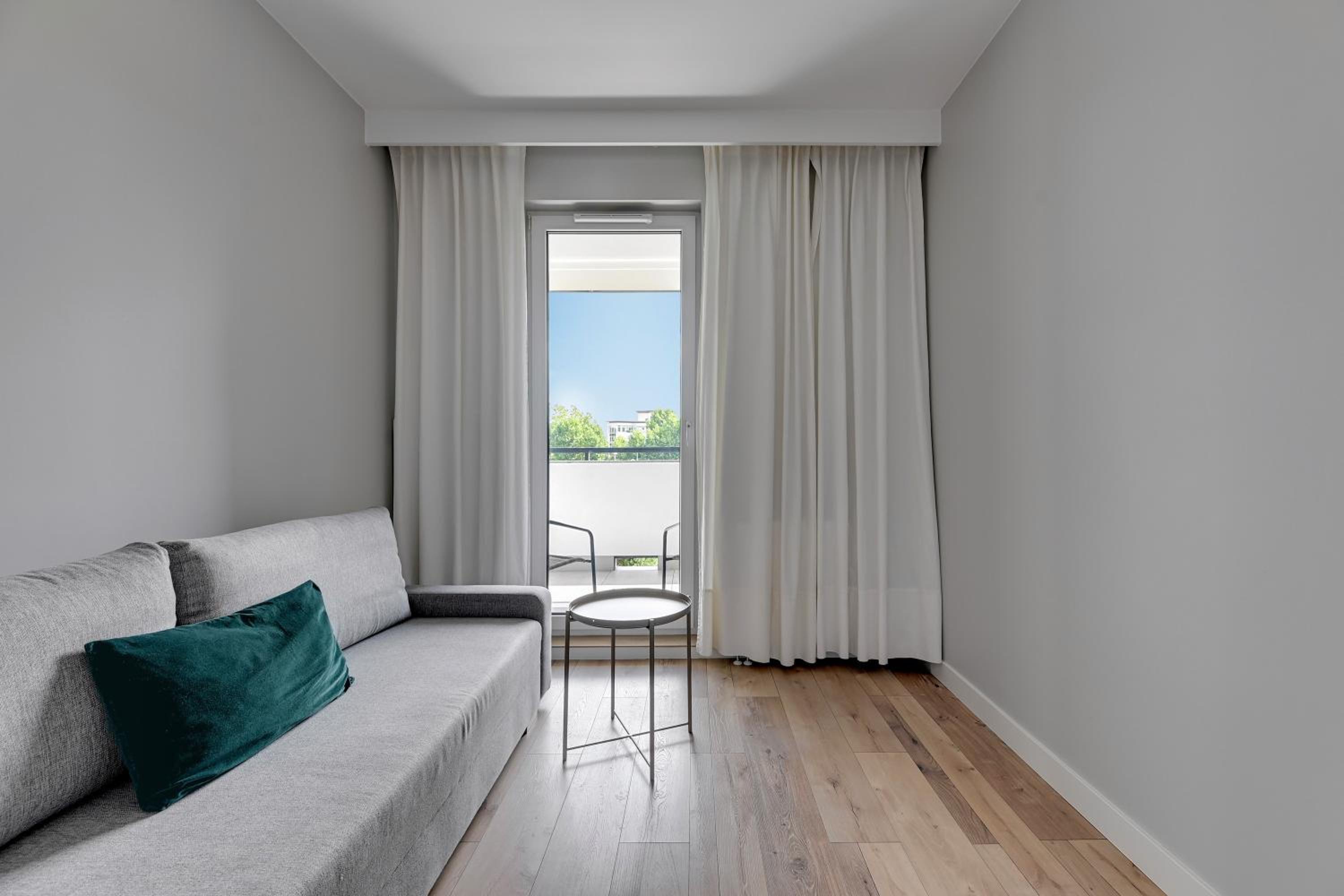 Obrońców Wybrzeża by Downtown Apartments