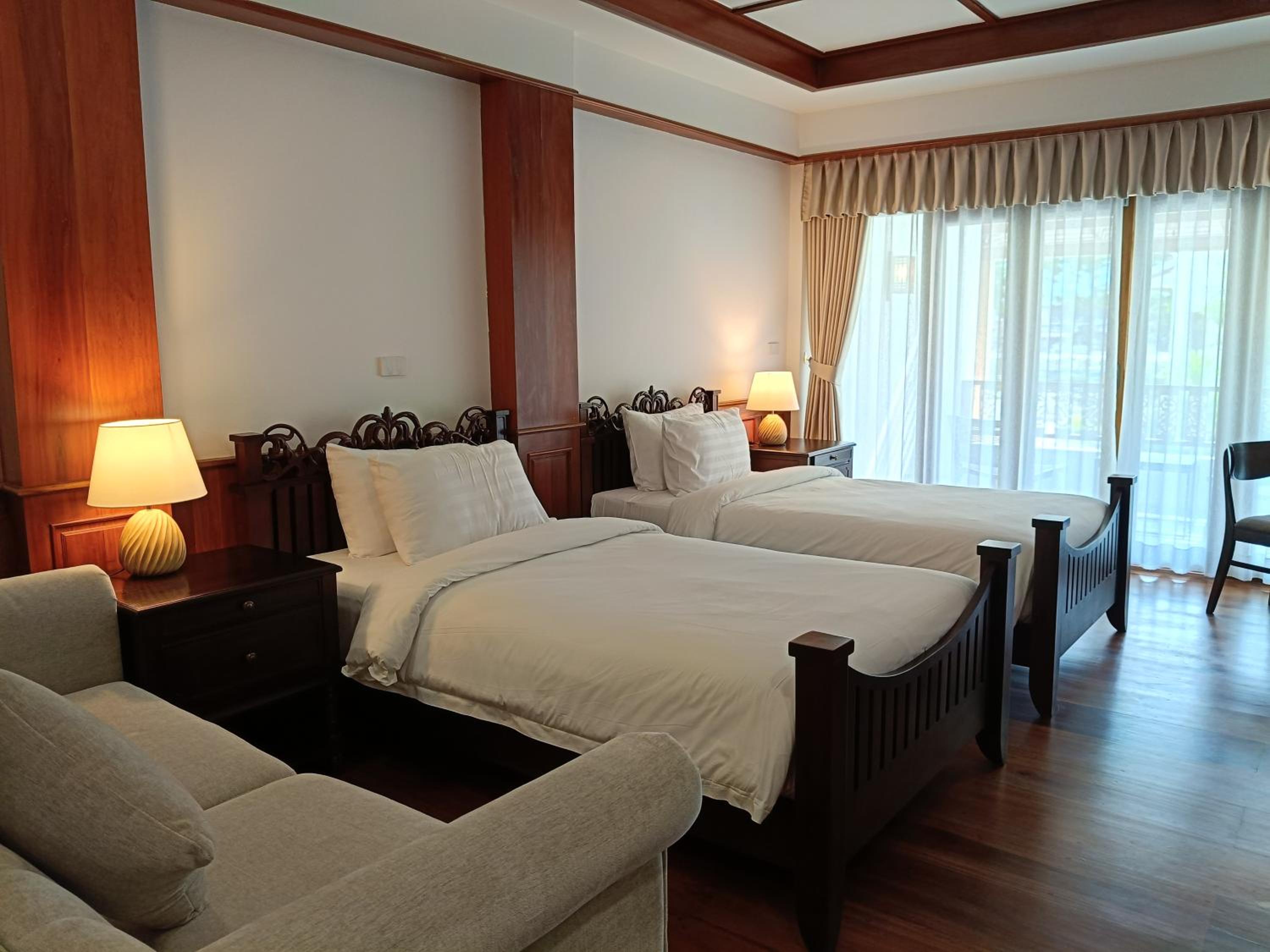 Phubarn VimarnVangvieng Resort
