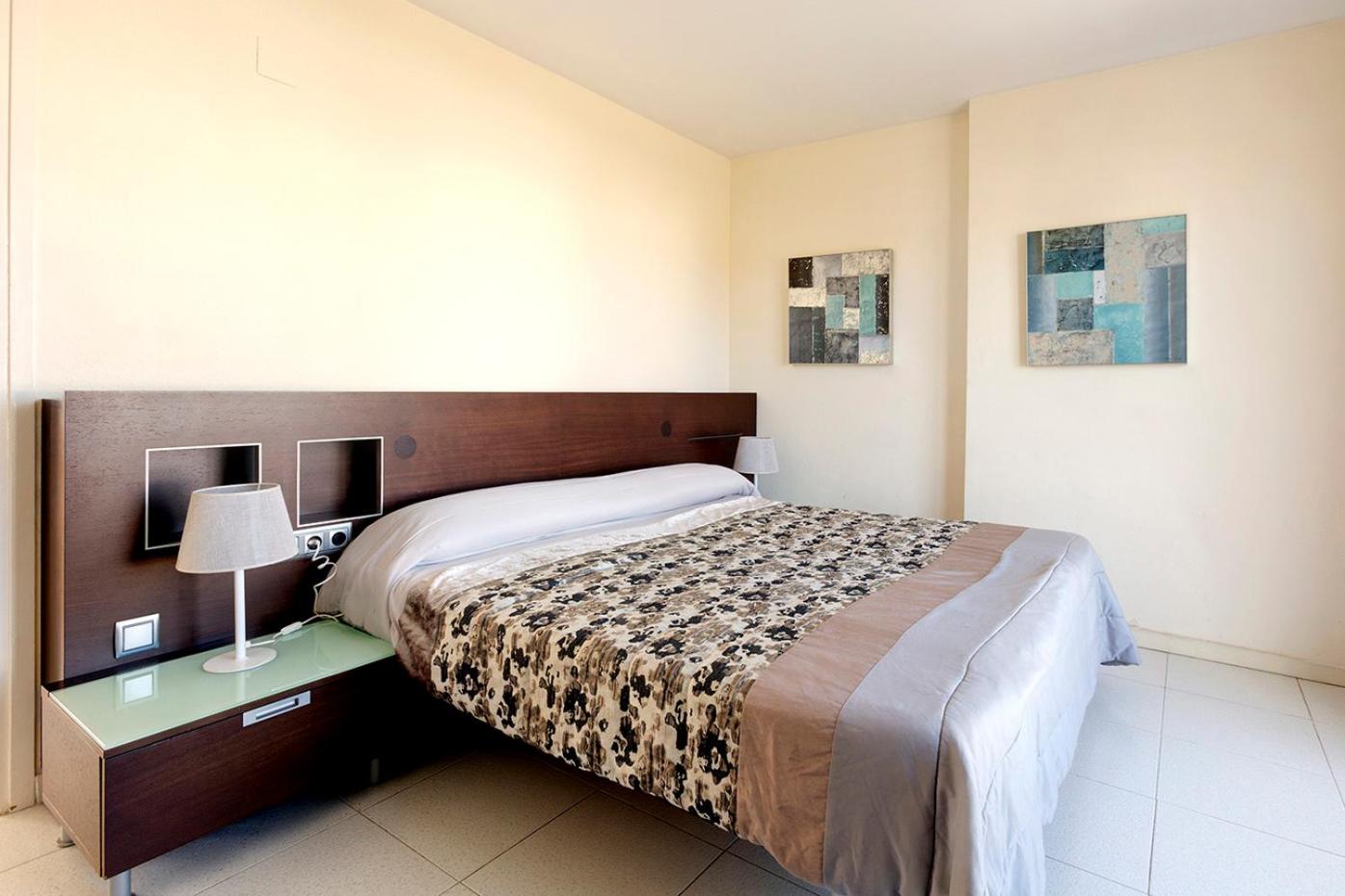 Apartamentos Empuriabrava Maurici Park