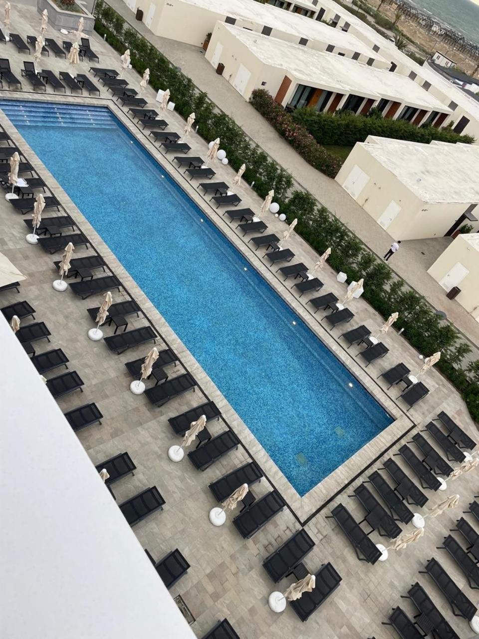 Sea Breeze, White Residence Hotel