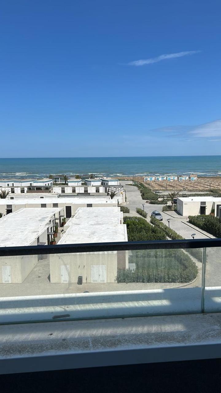 Sea Breeze, White Residence Hotel