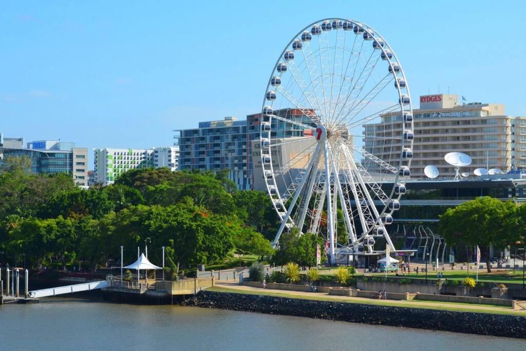 Springhill close to CBD 2B1B and Parking M3