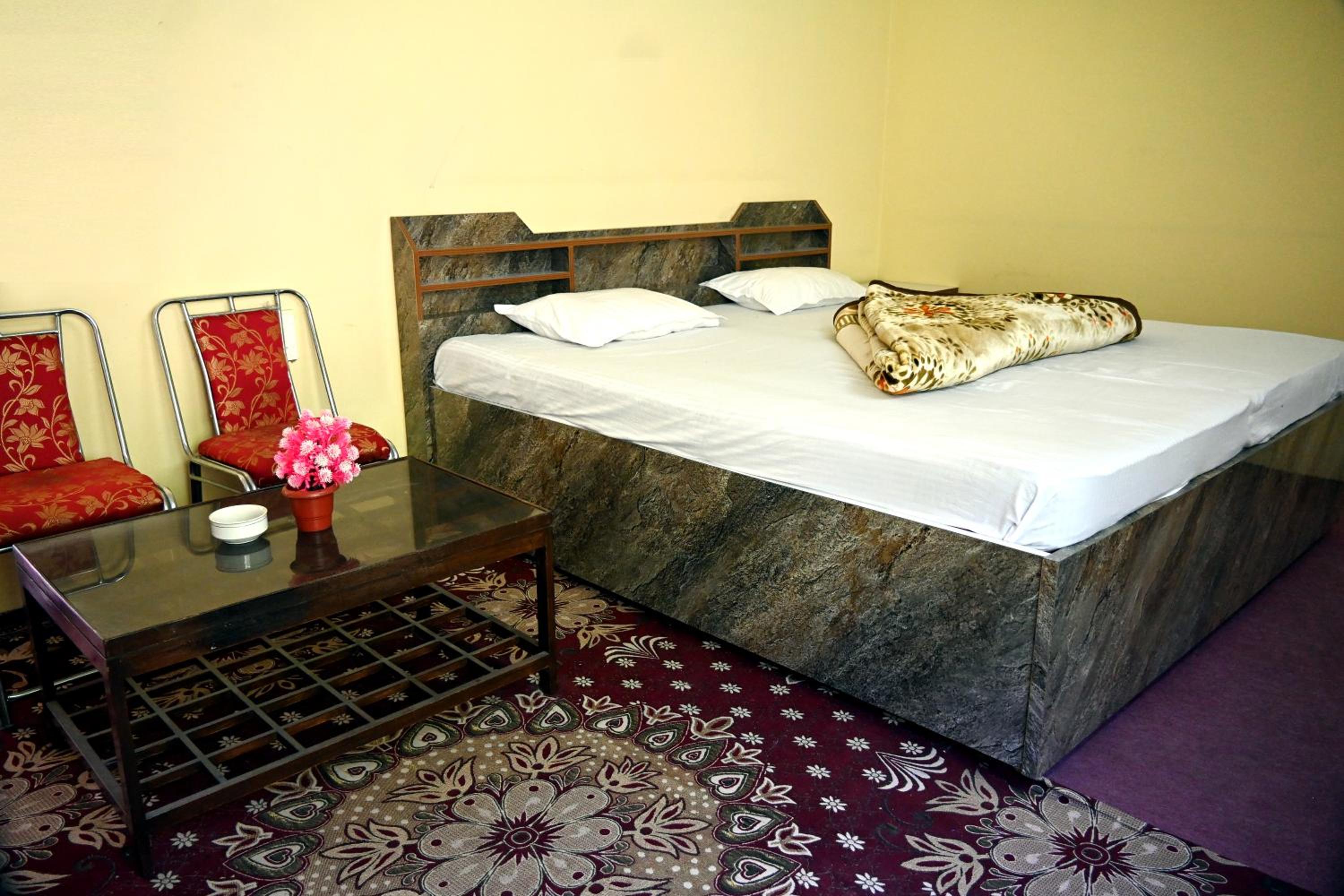 RAHUL Homestay