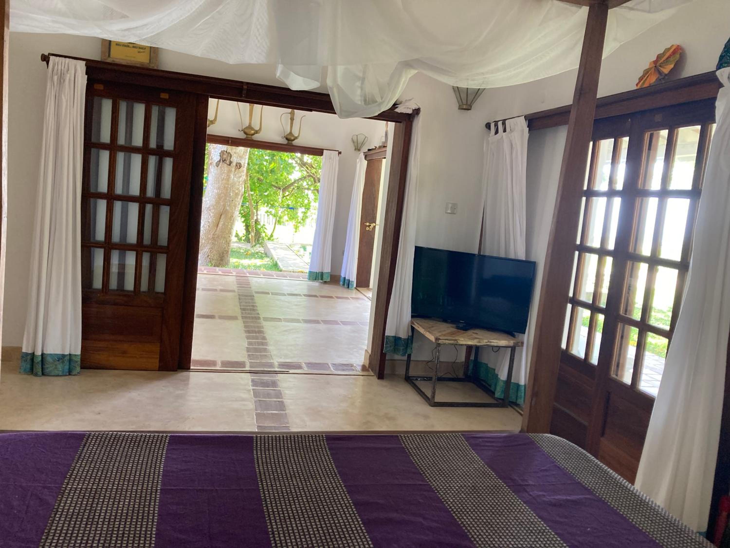 Mawimbi Cottage