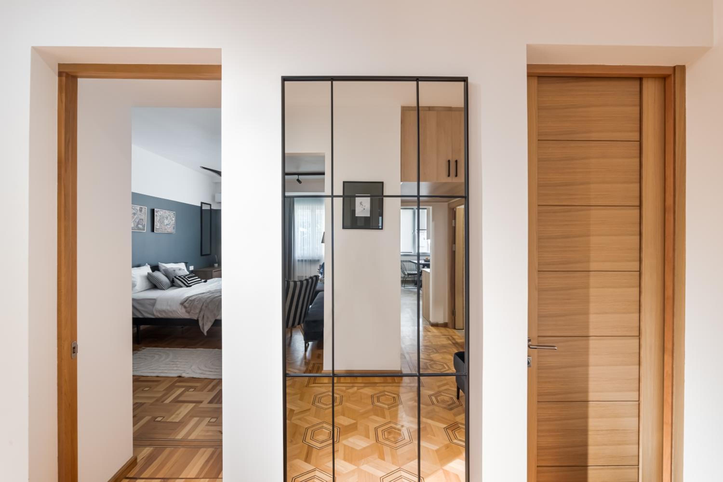 Neva Apartment by Downtown Inn