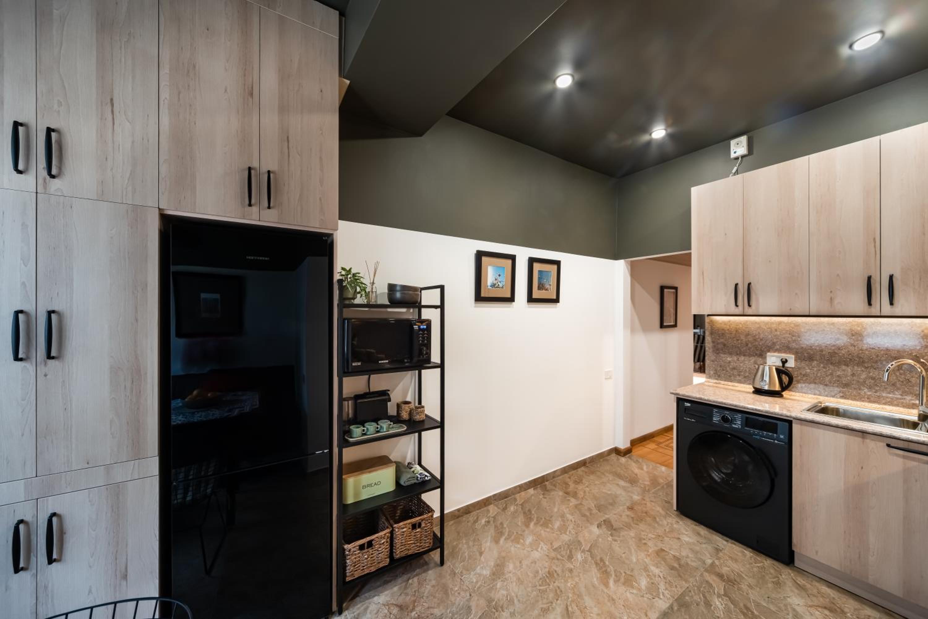 Neva Apartment by Downtown Inn