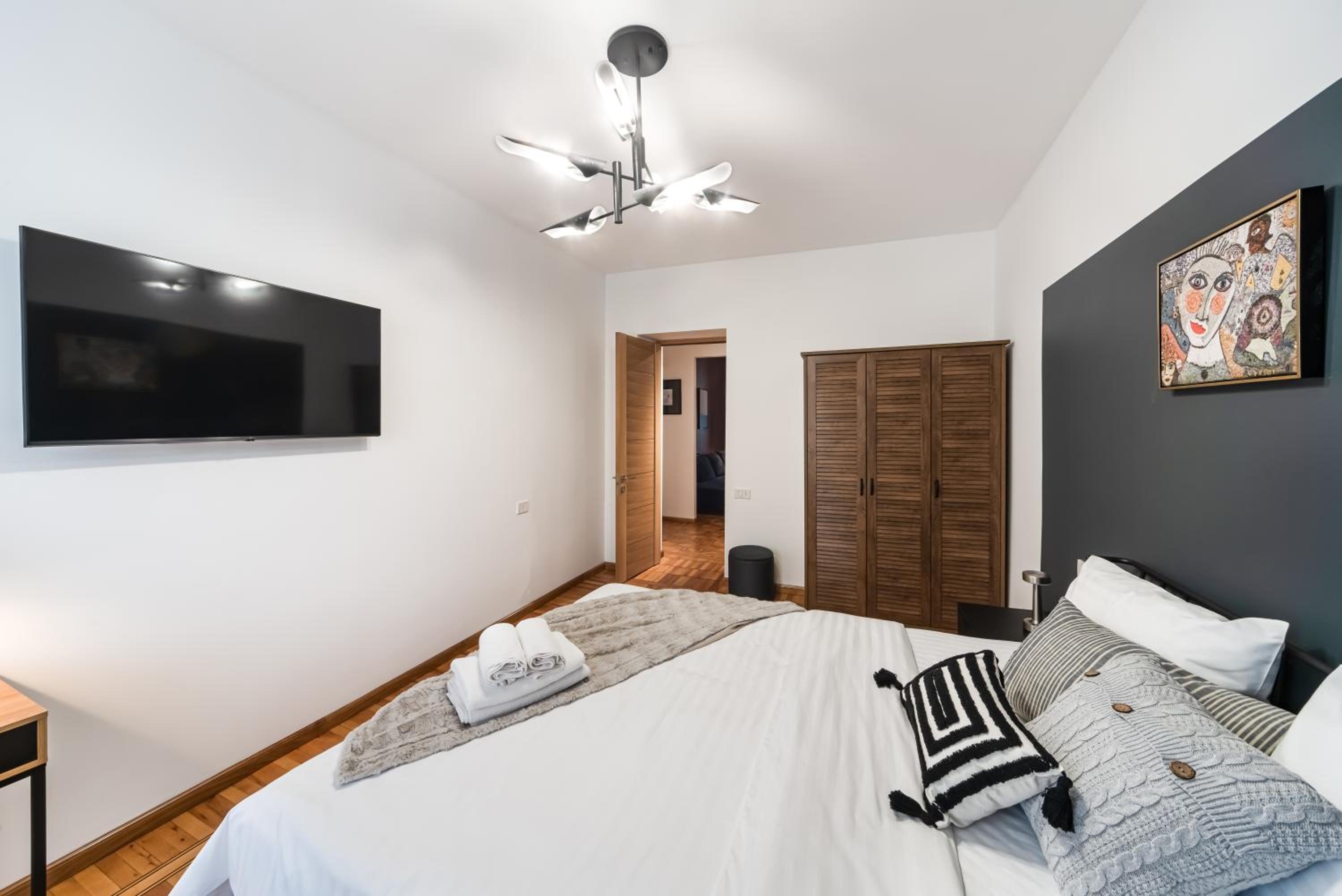Neva Apartment by Downtown Inn