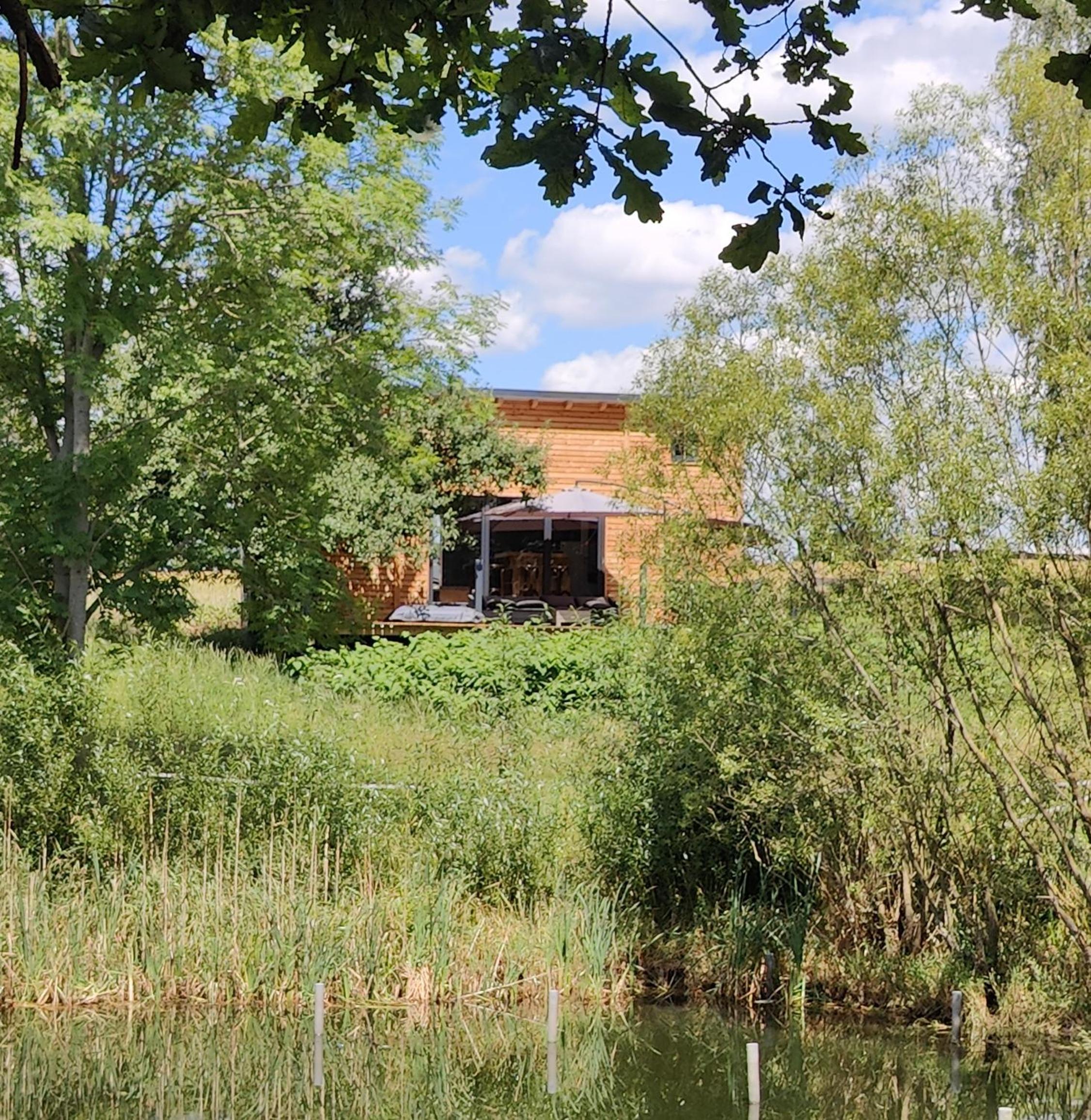 TinyHousebeiDresden mit Faßsauna unser größtes winziges Häuschen für bis zu 7 Personen, Kaminofen, große Terrasse - Nähe Sächsische Schweiz - Von Juni - Se