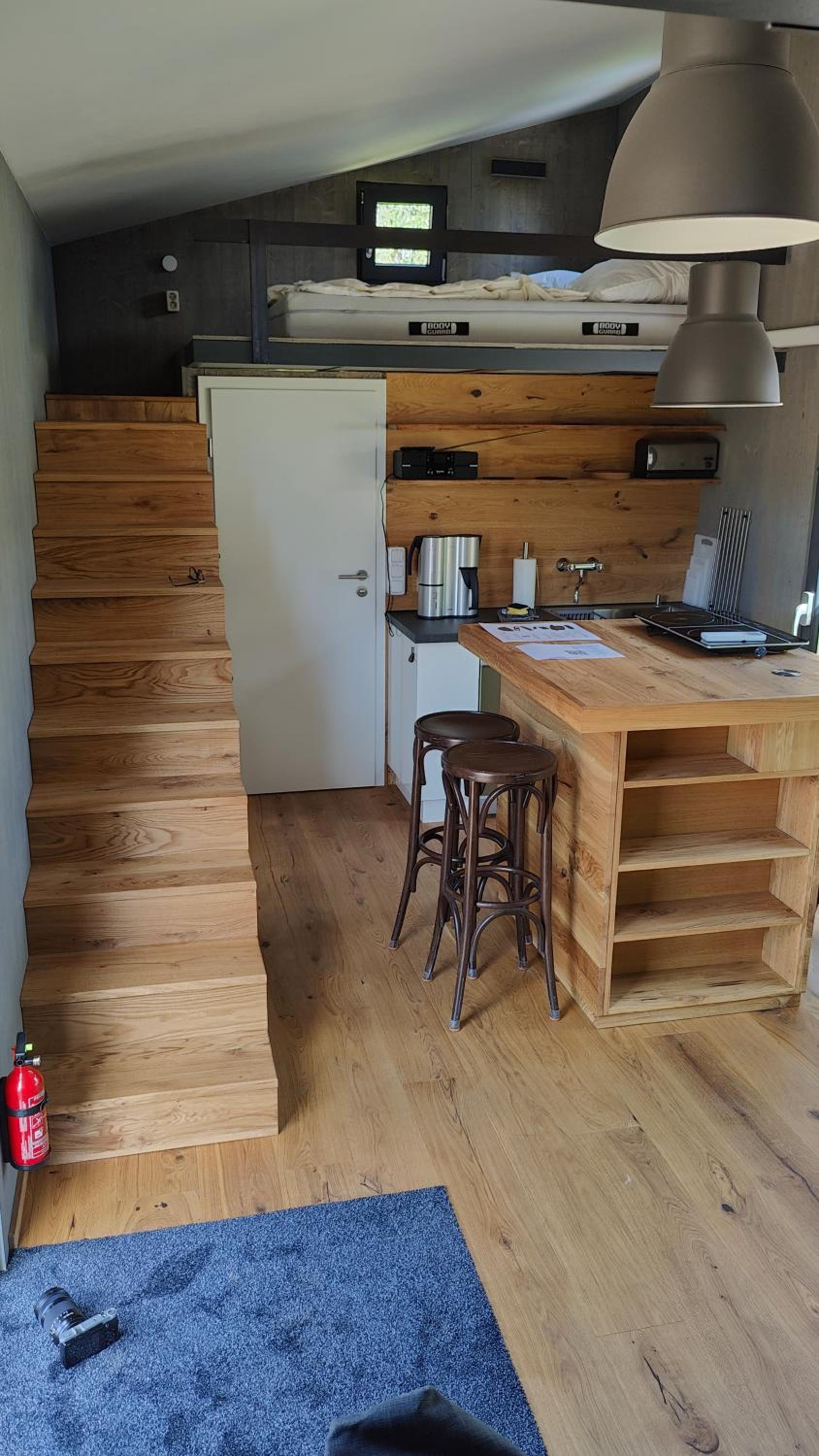 TinyHousebeiDresden mit Faßsauna unser größtes winziges Häuschen für bis zu 7 Personen, Kaminofen, große Terrasse - Nähe Sächsische Schweiz - Von Juni - Se
