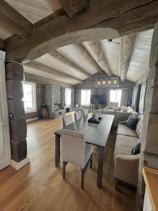 Cabin with Porsche to rent