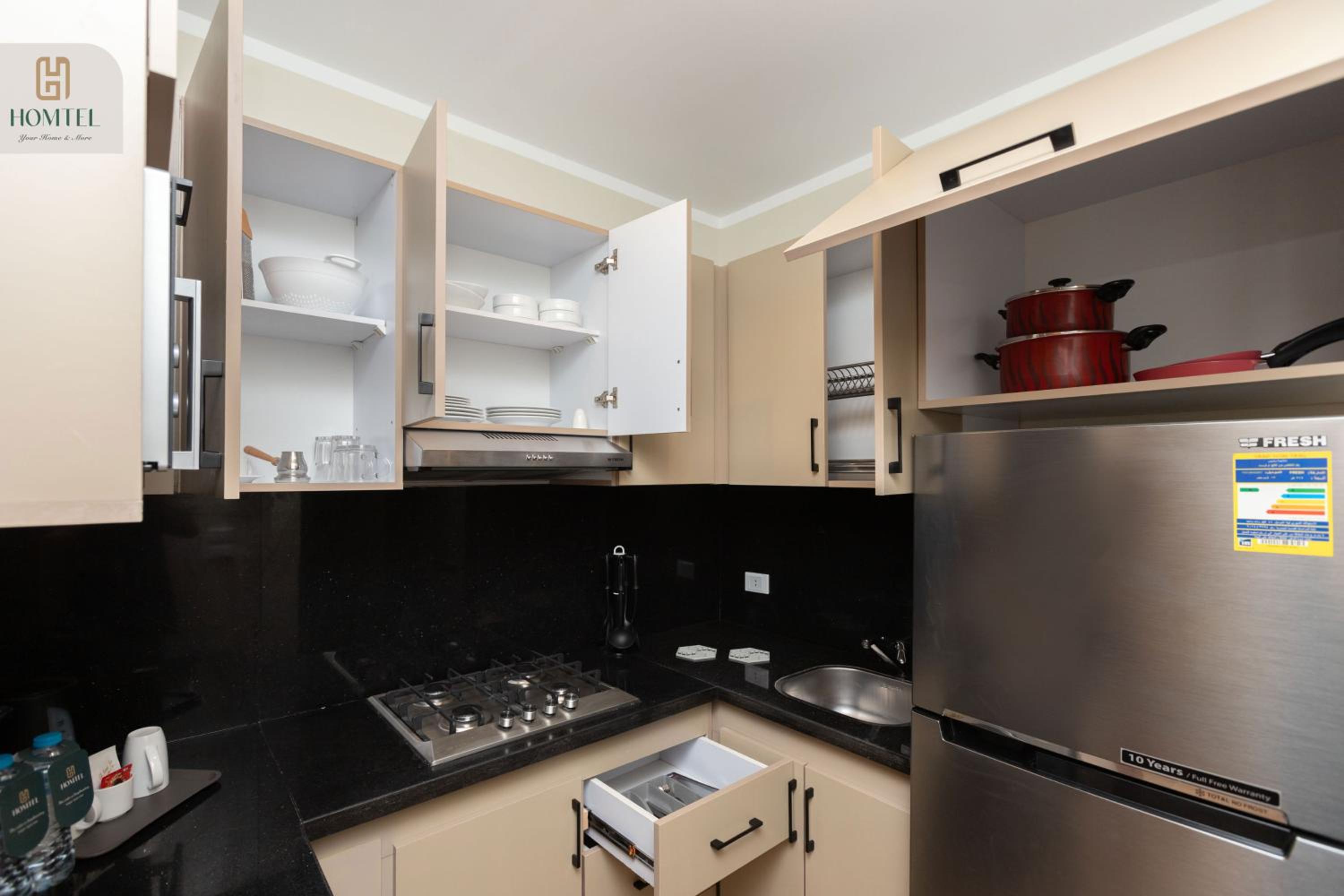 Homtel Residence AUC
