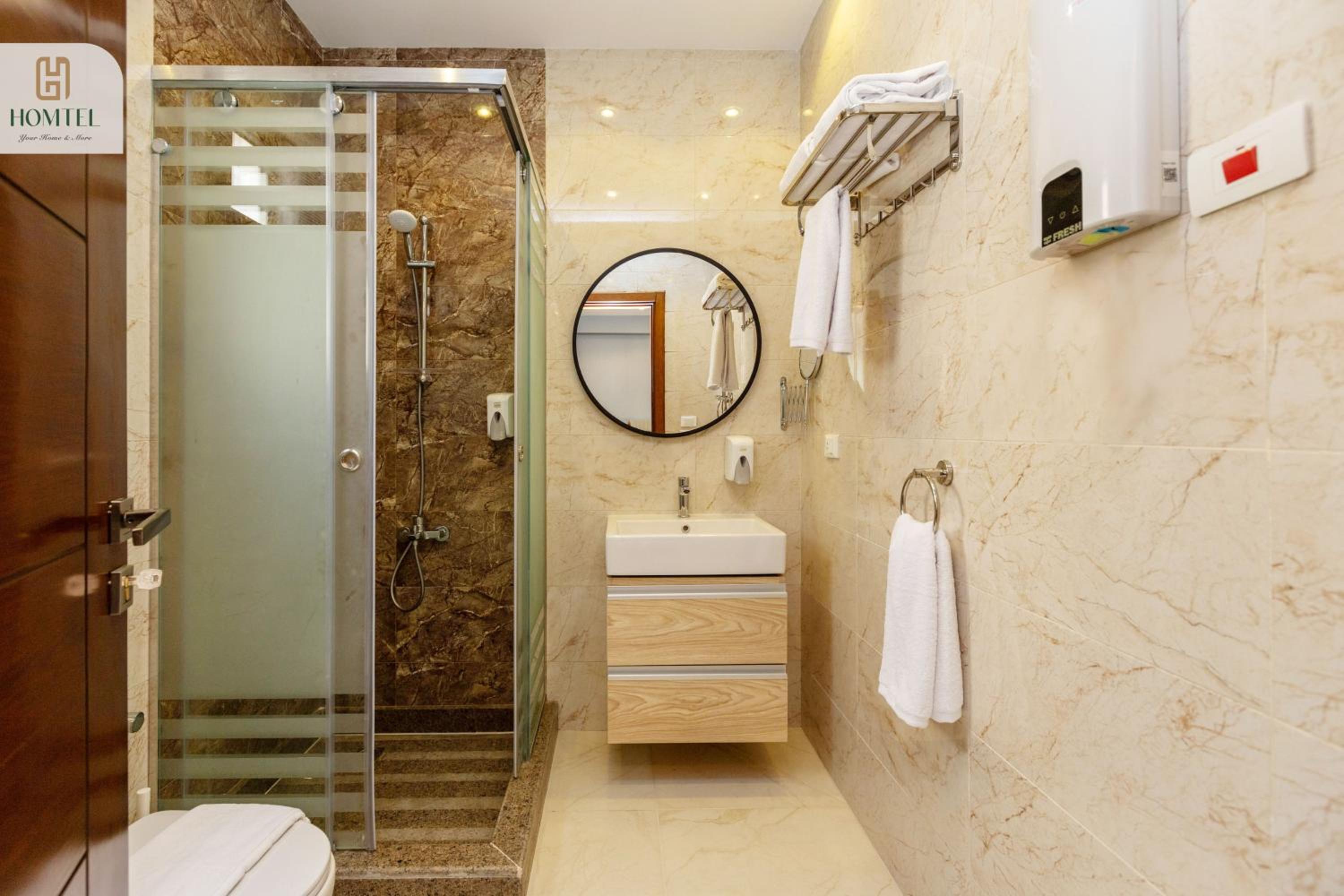 Homtel Residence AUC