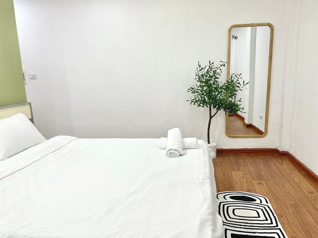 Hidden Paradise Apartment- 3 bedrooms -3 floors