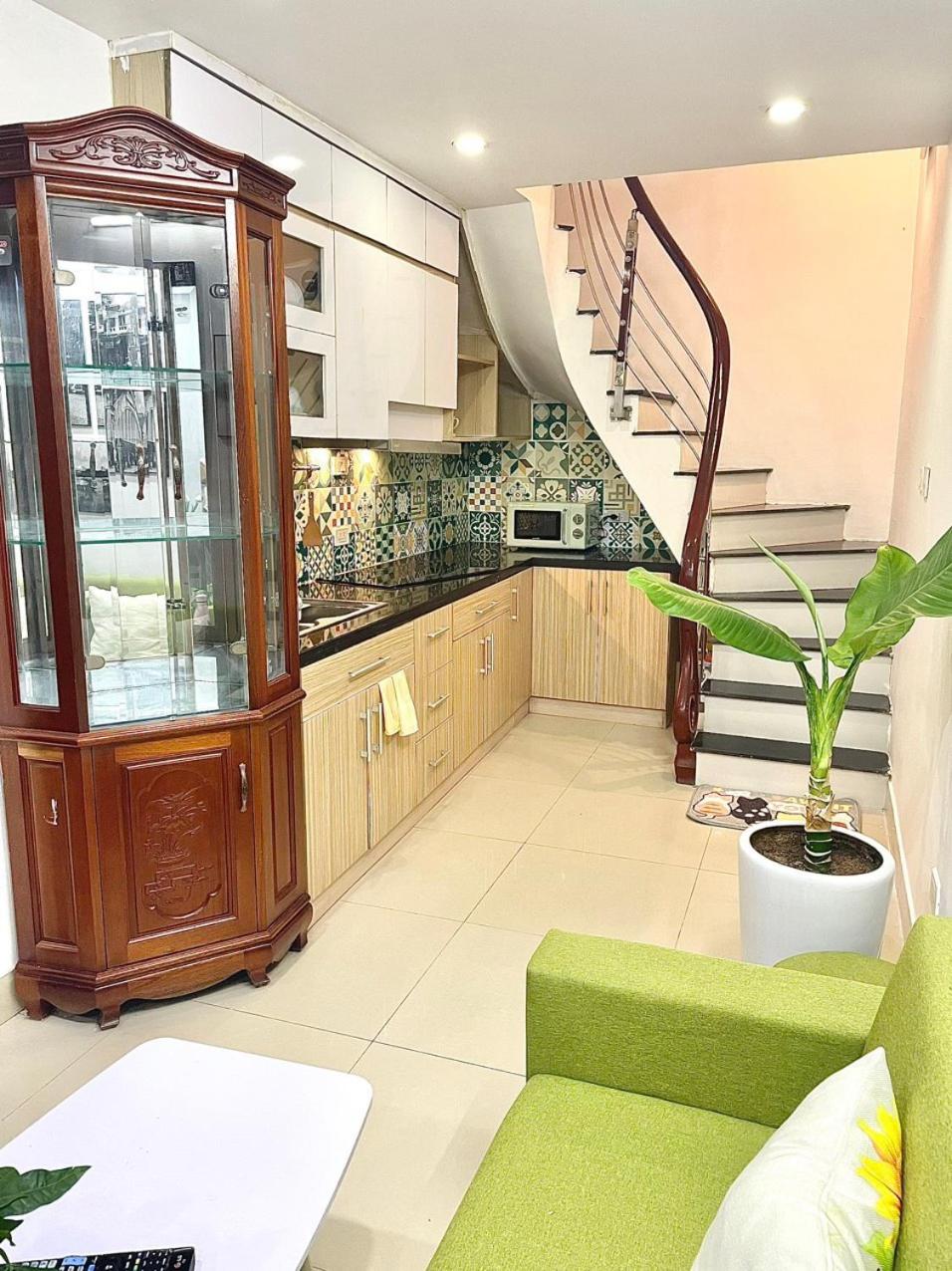 Hidden Paradise Apartment- 3 bedrooms -3 floors