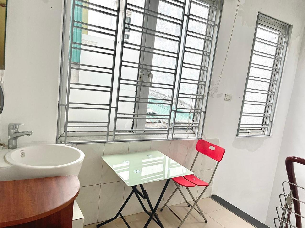 Hidden Paradise Apartment- 3 bedrooms -3 floors