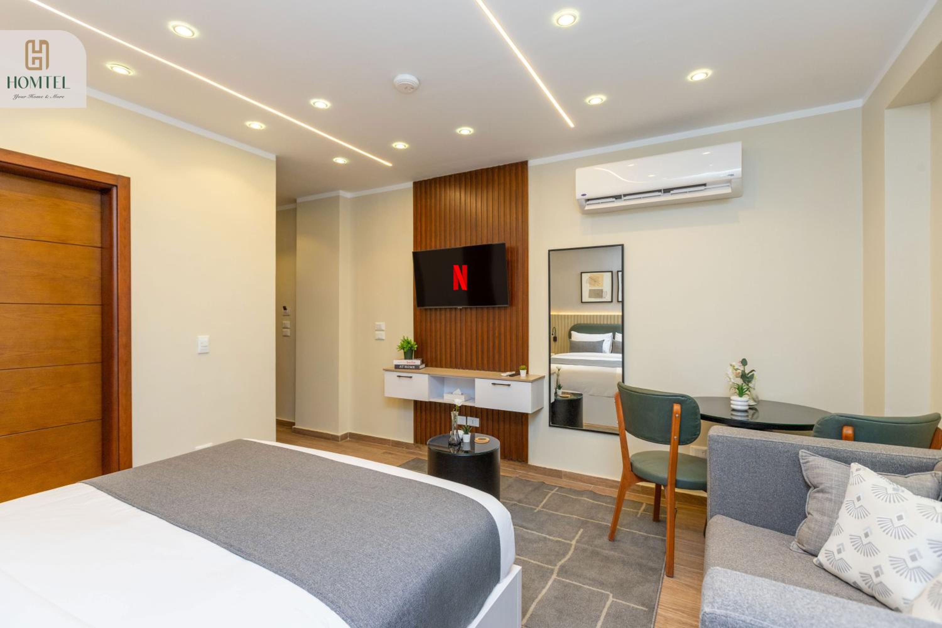 Homtel Residence AUC