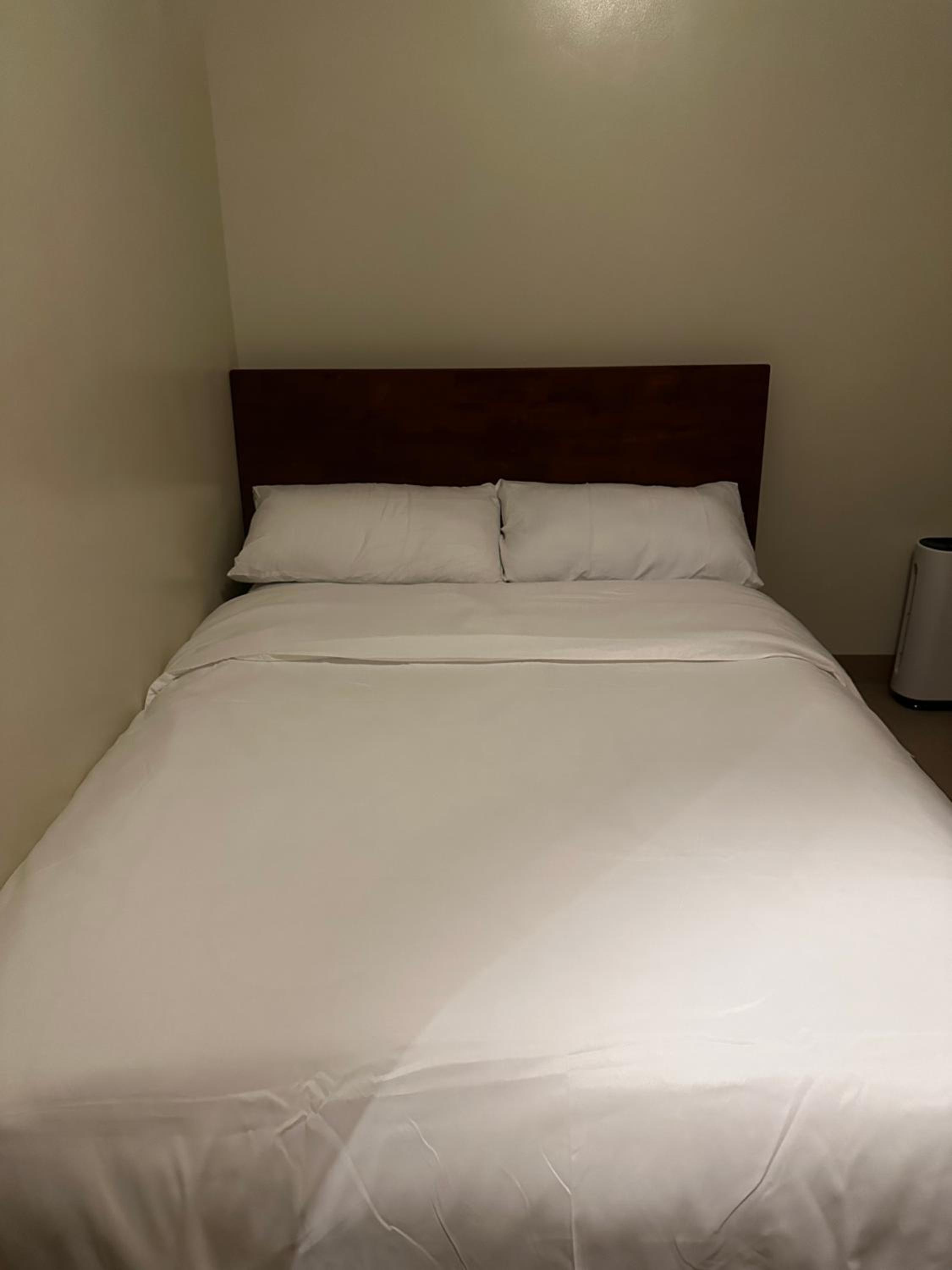 Manhattan Plaza Tower 1 Stylish City-Center Condo Unit view 3