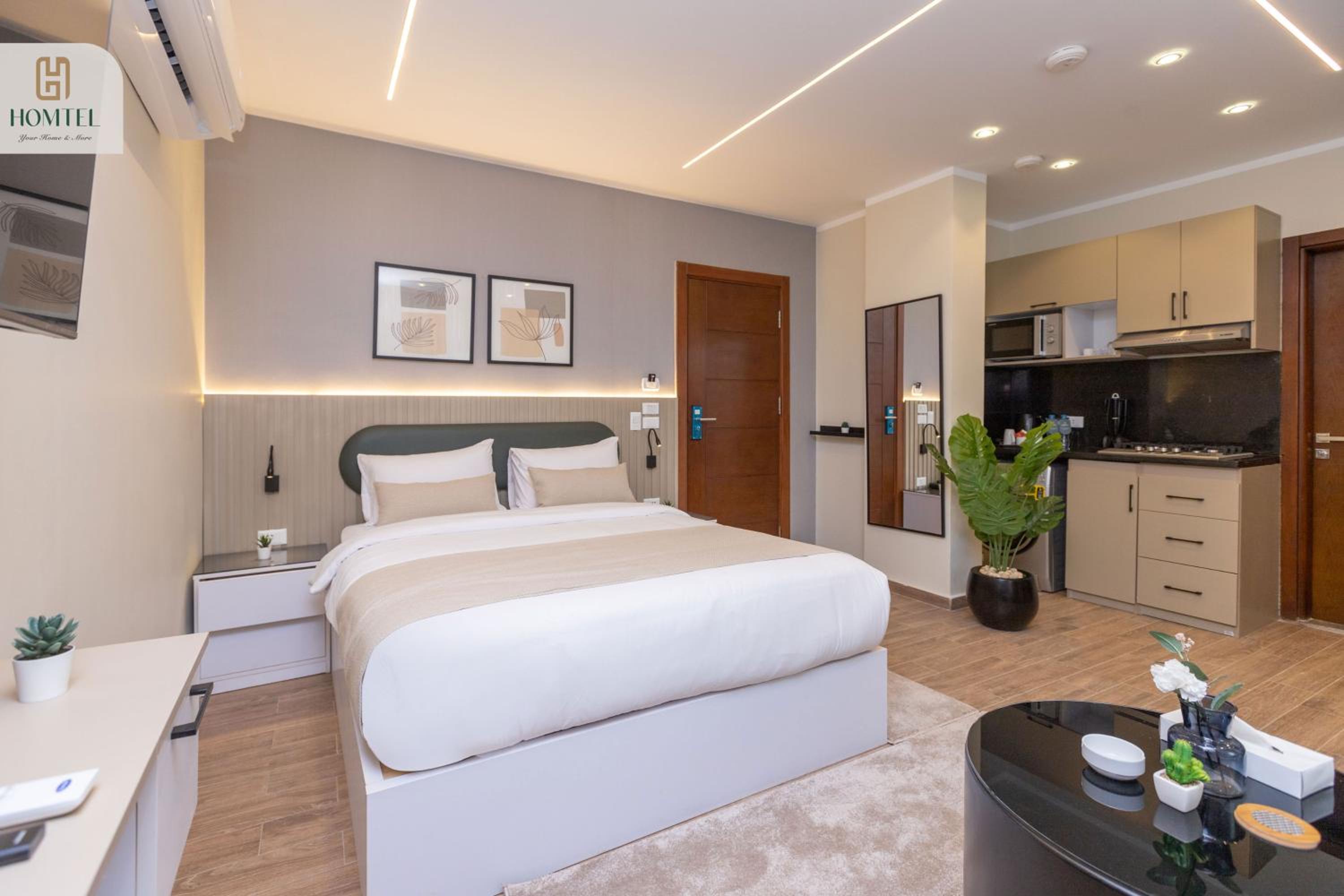 Homtel Residence AUC