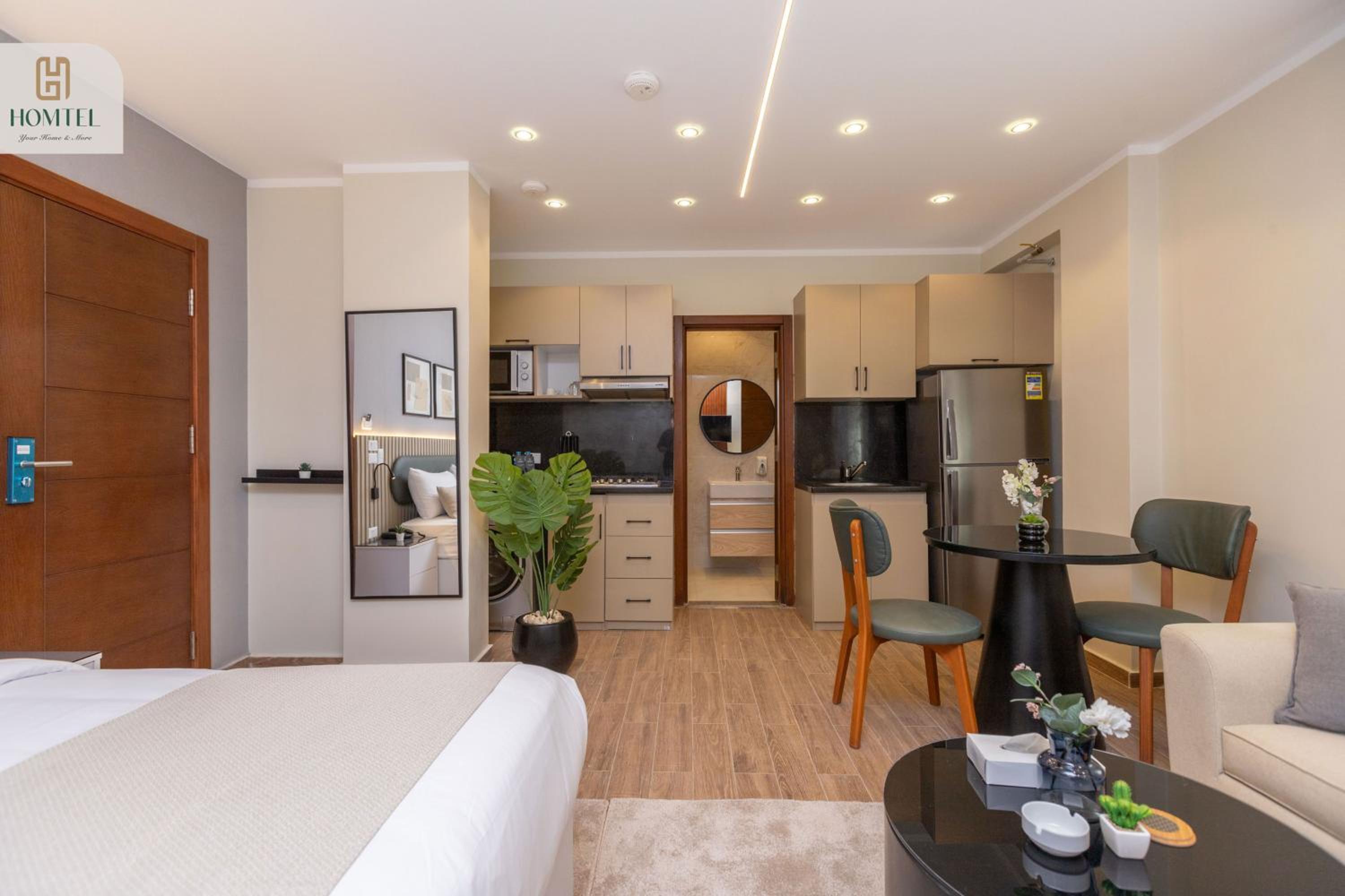 Homtel Residence AUC