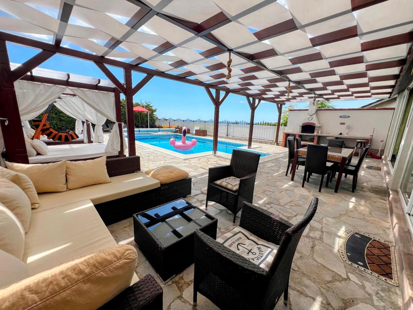Boutique Villa Gioia del Sole with Salty Heated Pool