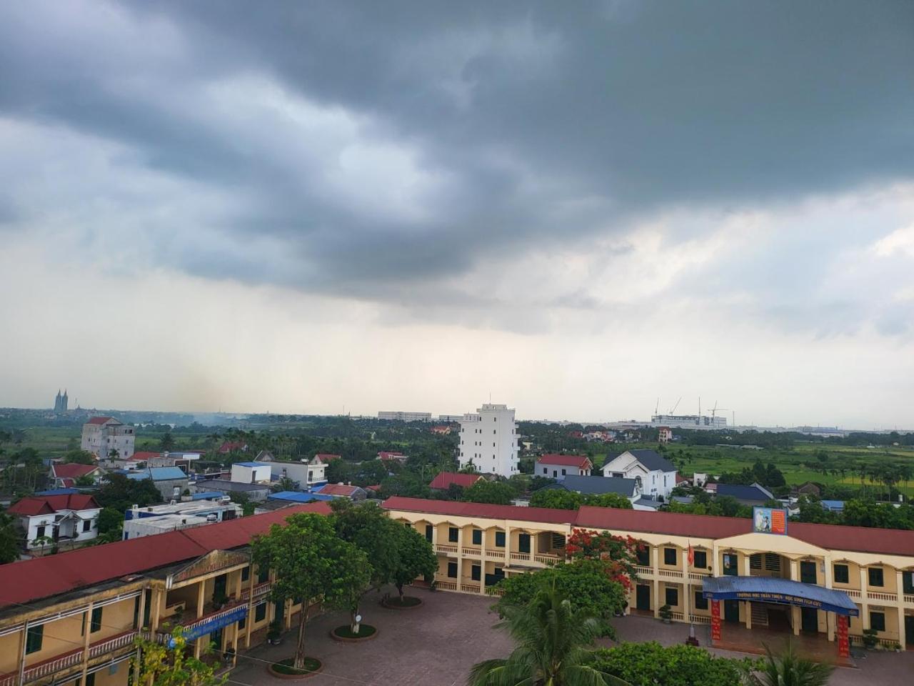 Gala Hotel & Apartment view 3