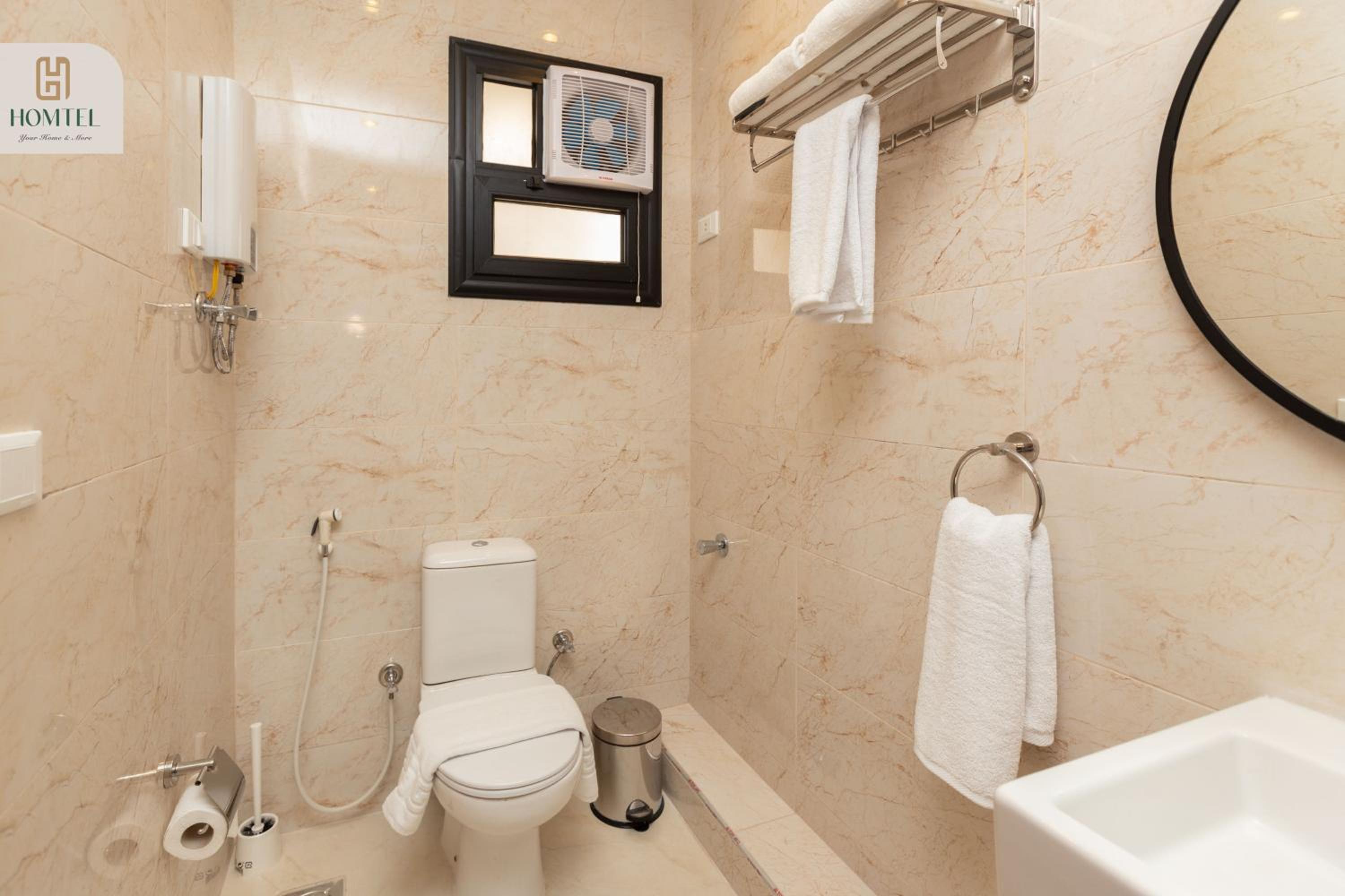 Homtel Residence AUC