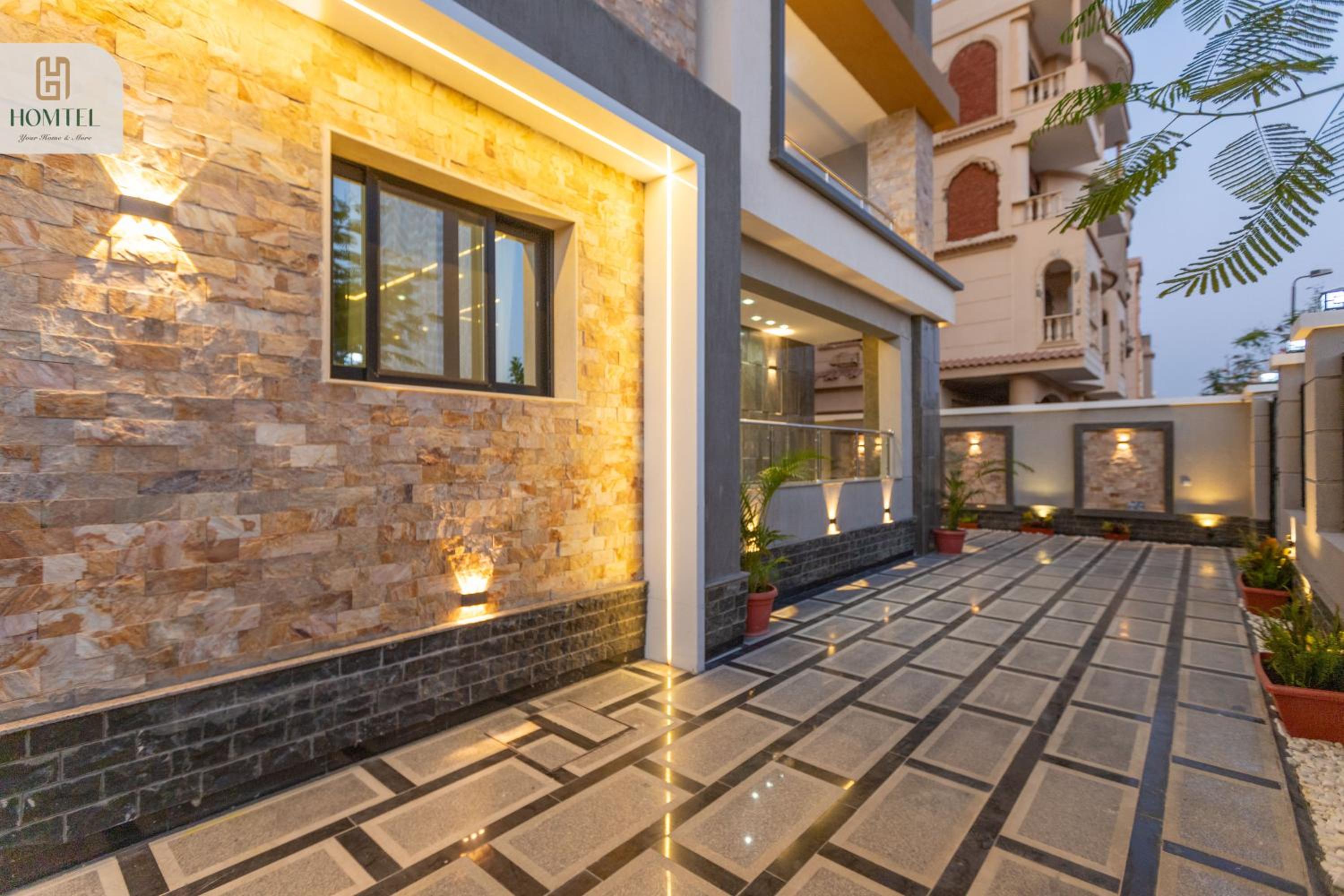 Homtel Residence AUC
