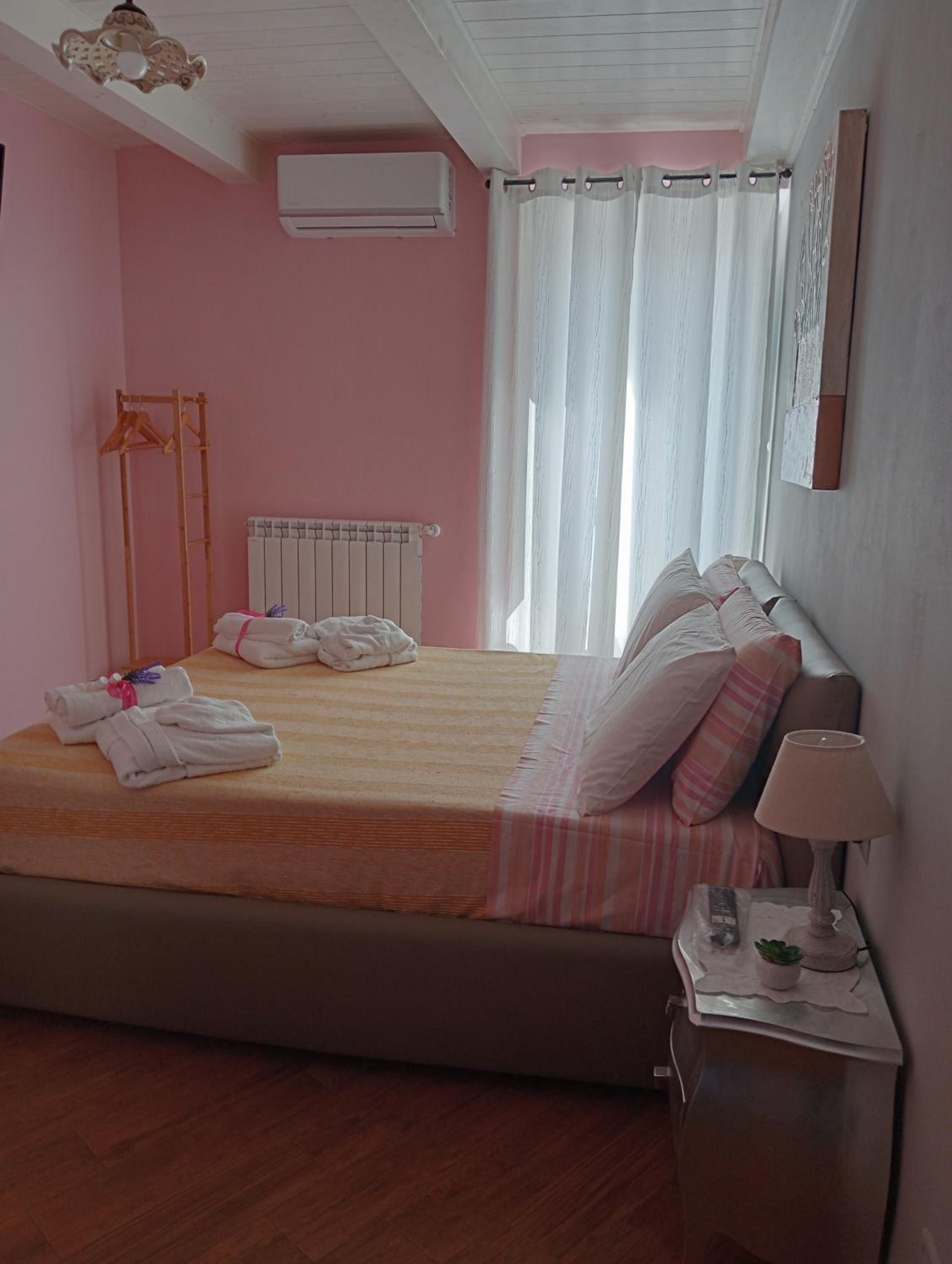 Photo 33