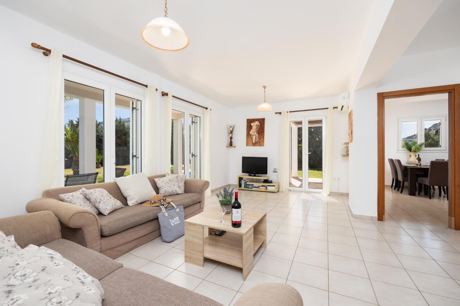 Villa Afrodite Classico view 3