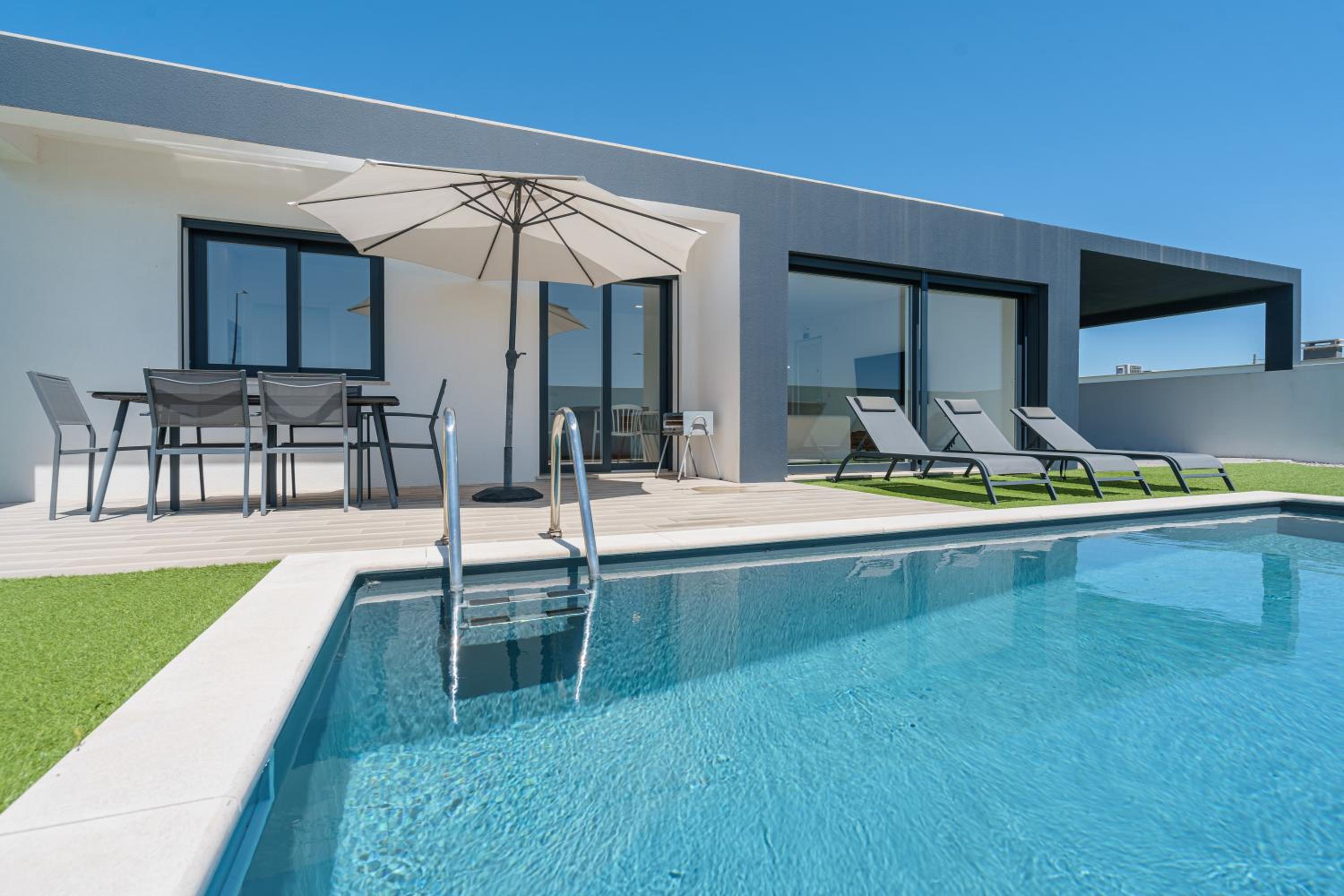 Aura Villa with private pool