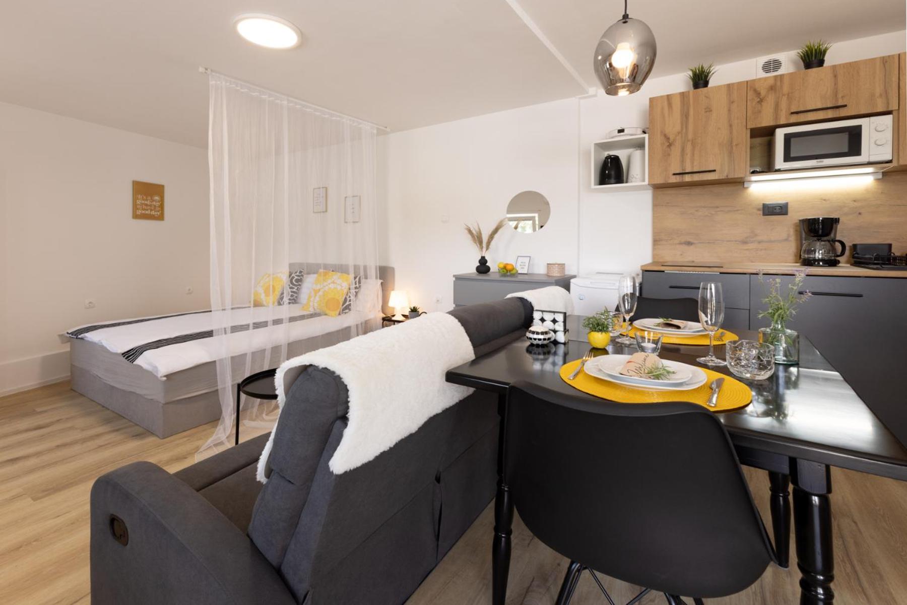 Apartments Lia