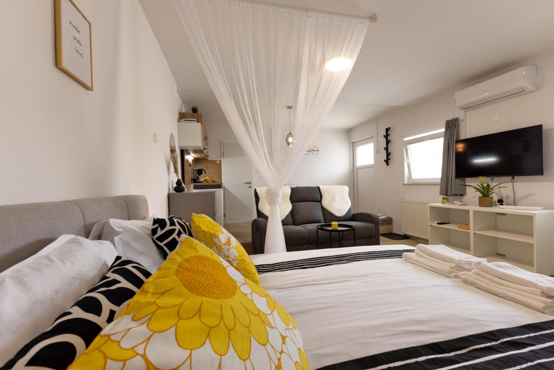 Apartments Lia