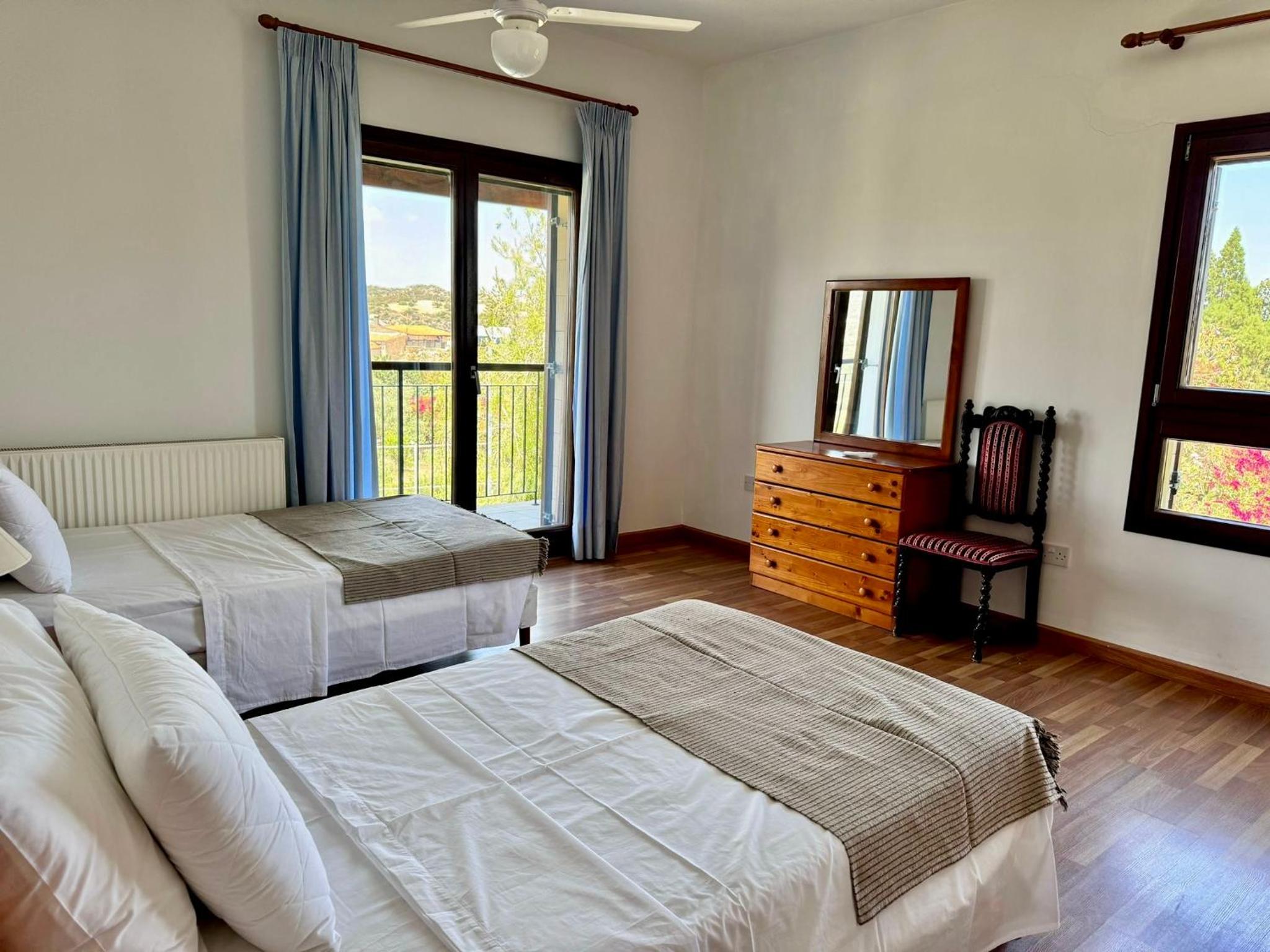 Mountain view 6 bed mansion with Private Padel Court, Pool & Gym