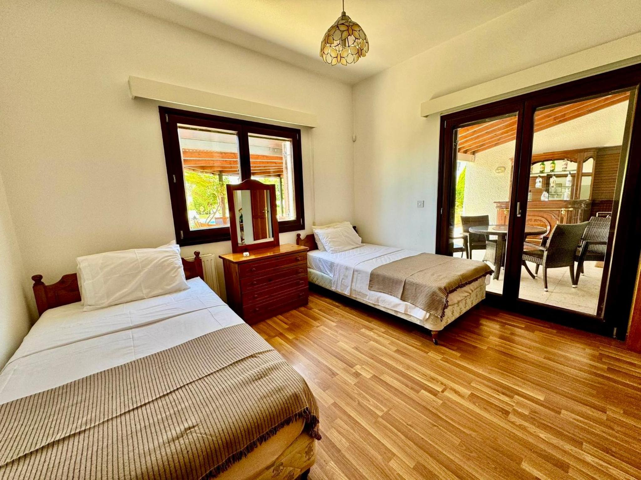 Mountain view 6 bed mansion with Private Padel Court, Pool & Gym