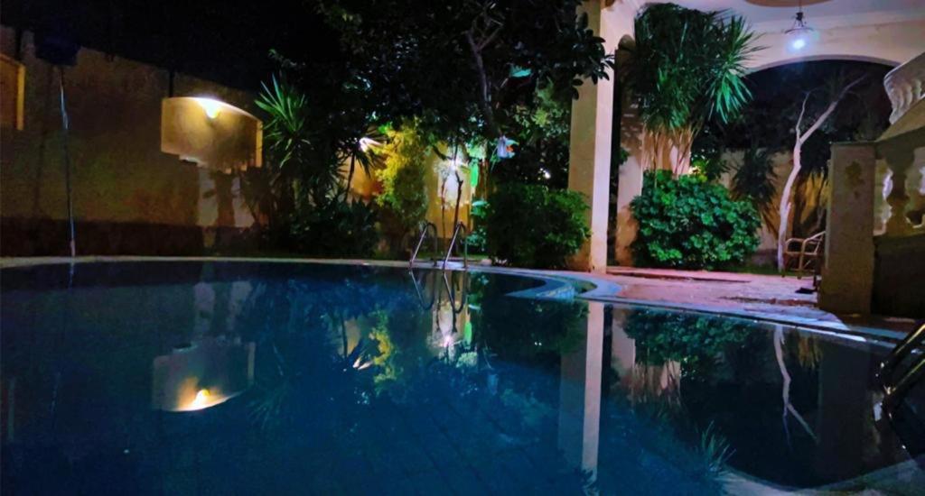 Large Villa with pool