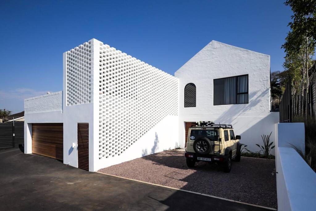 Architectural gem in Durban North - sleeps 6
