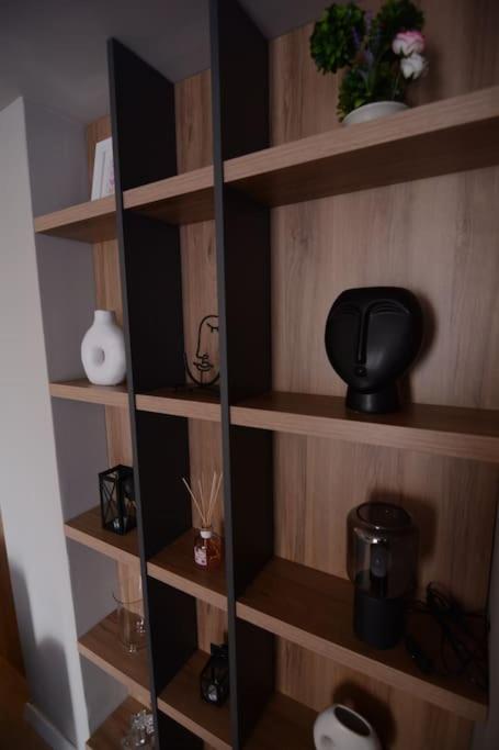 L&L Apartments-The Urban Loft Ohrid view 5