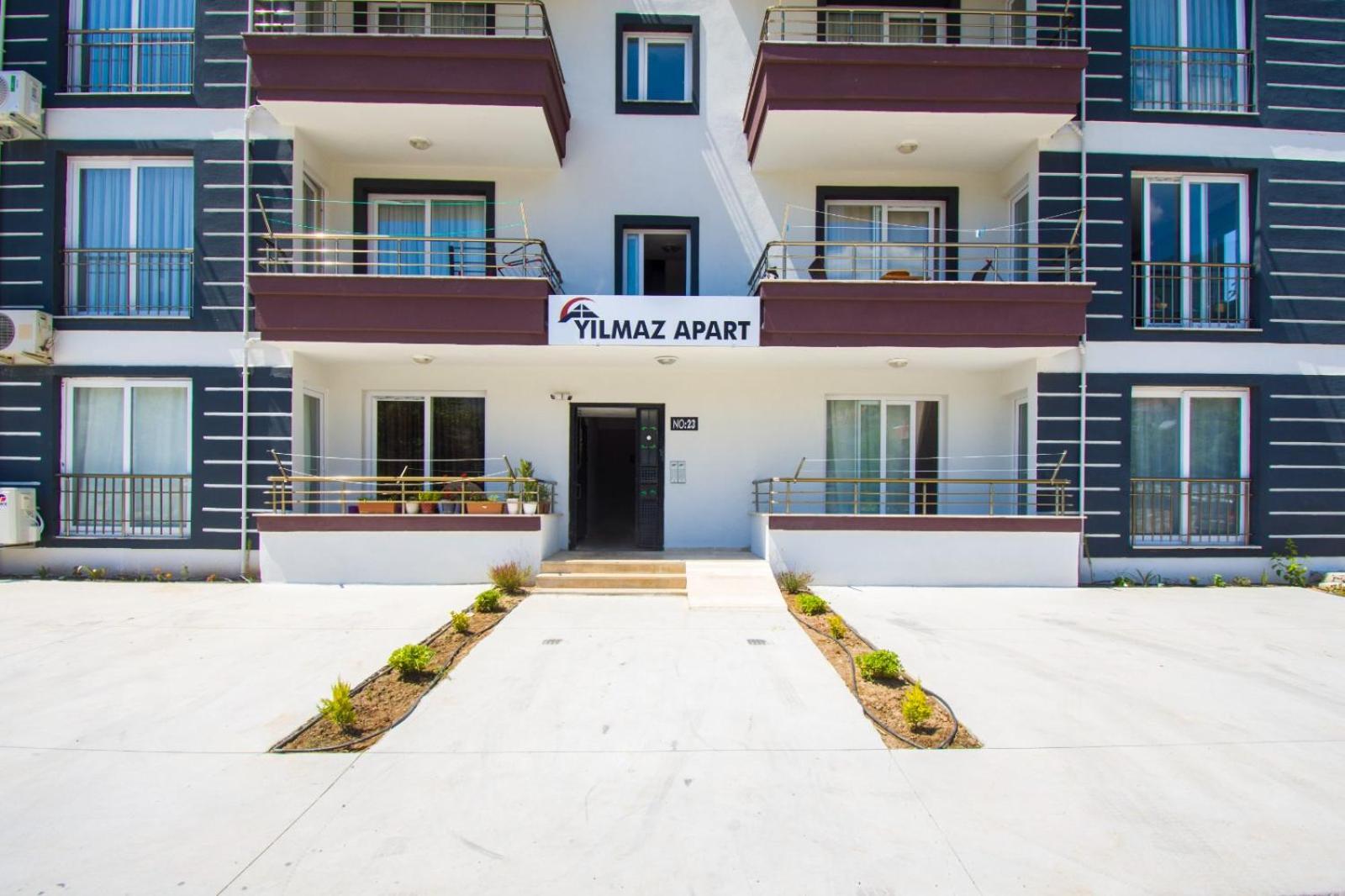 Yılmaz Apart 1