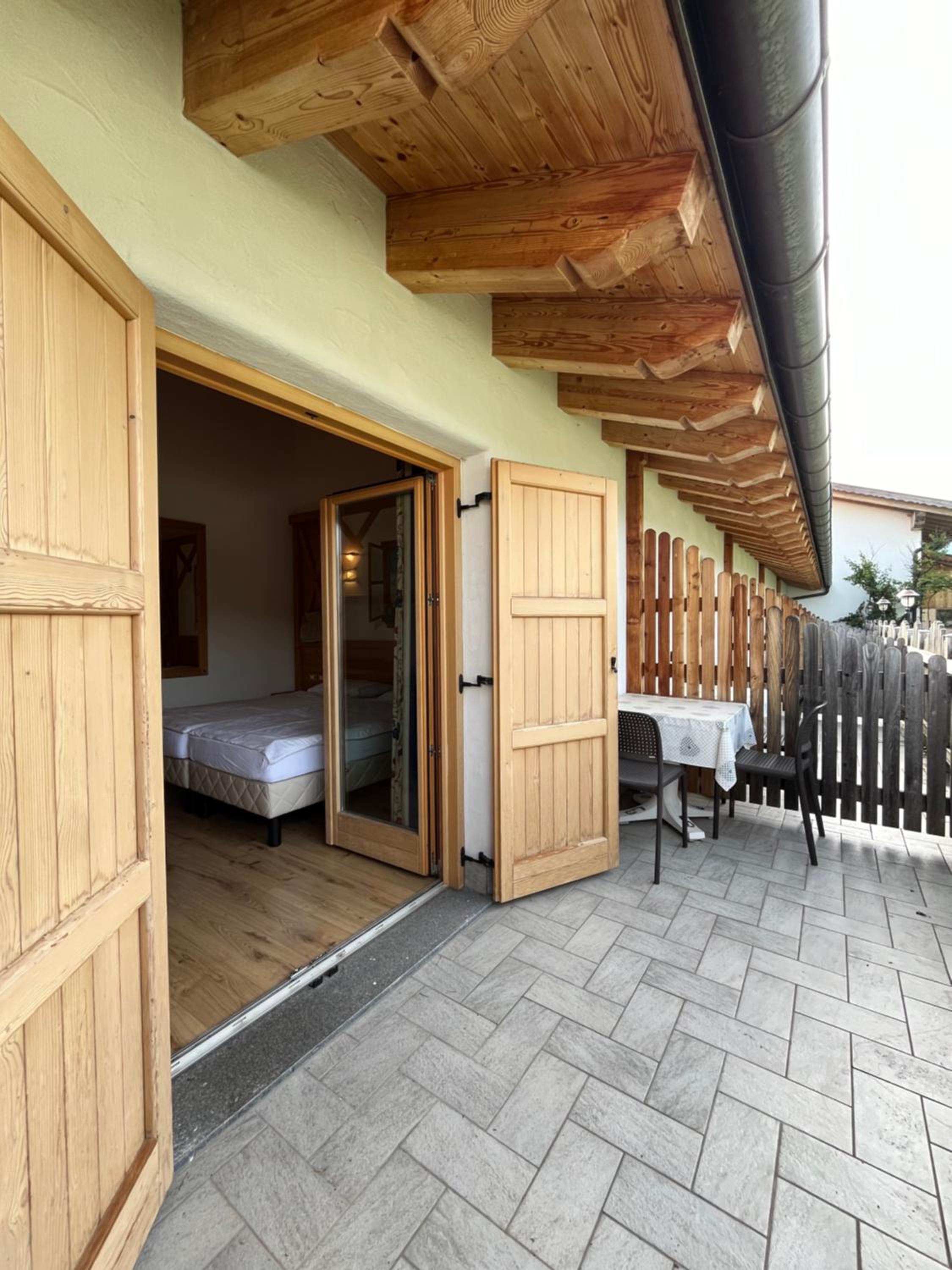 B&B Longanorbait view 5