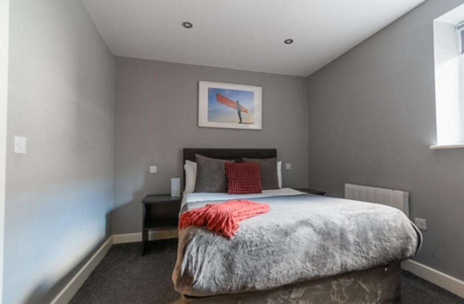 Two bedroom Newcastle City Quayside Apartment view 3
