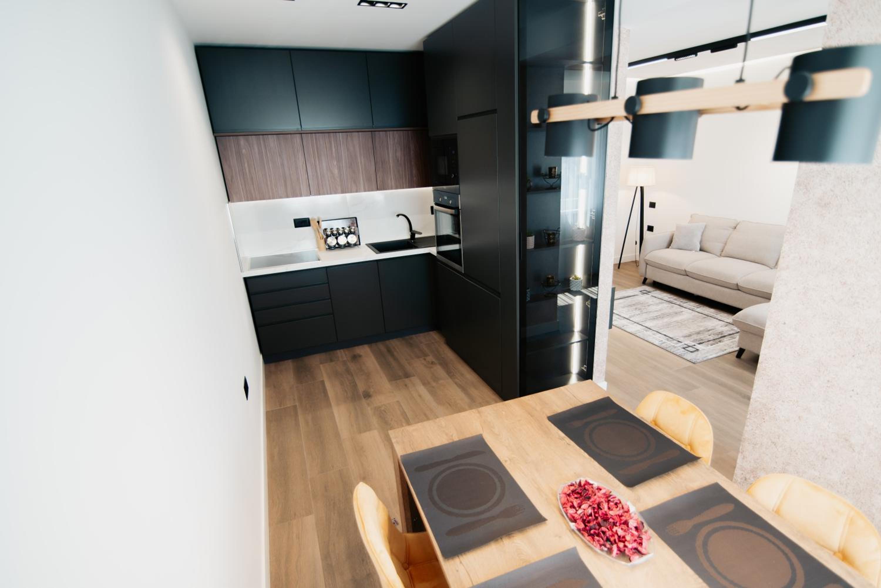 Froa Luxury Apartment